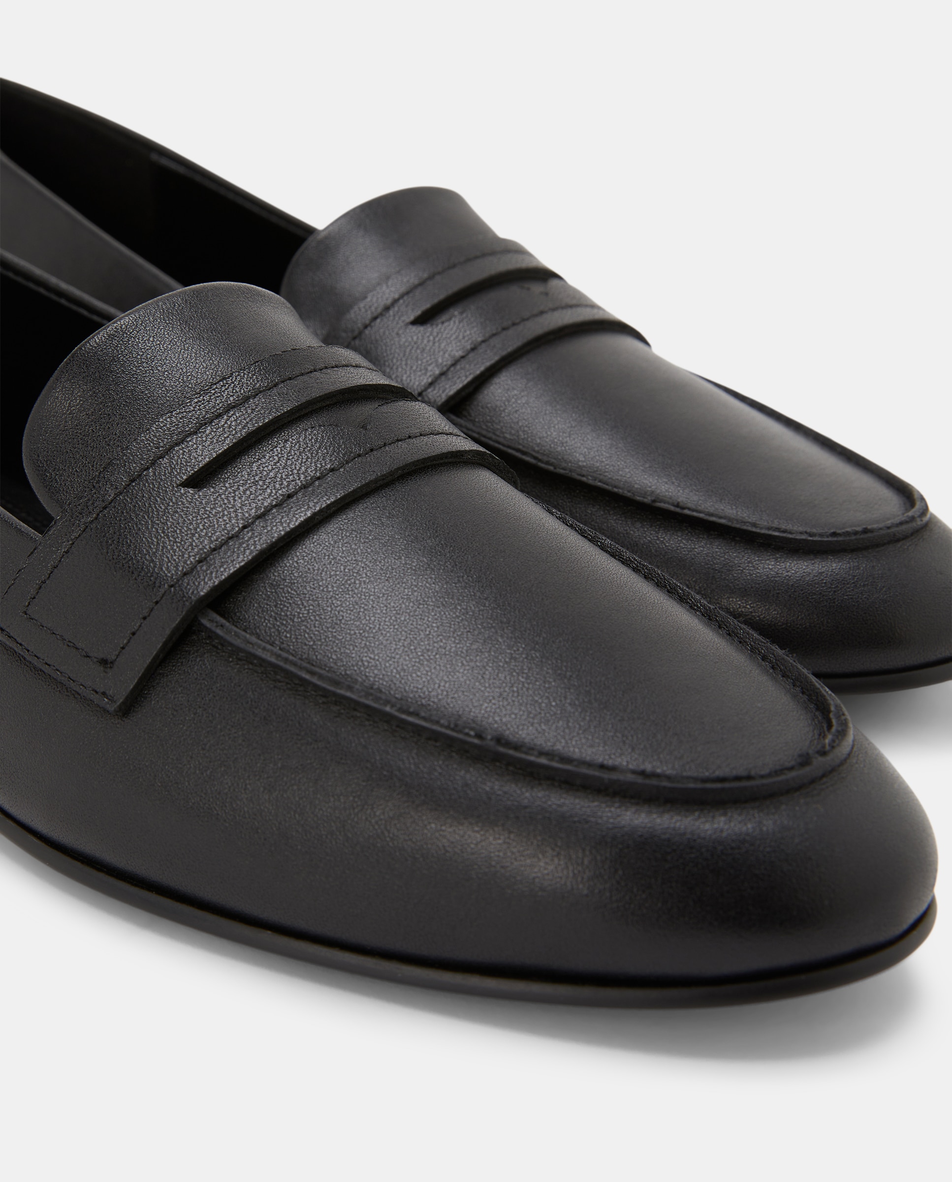 Mocassins Rasos Preto-5