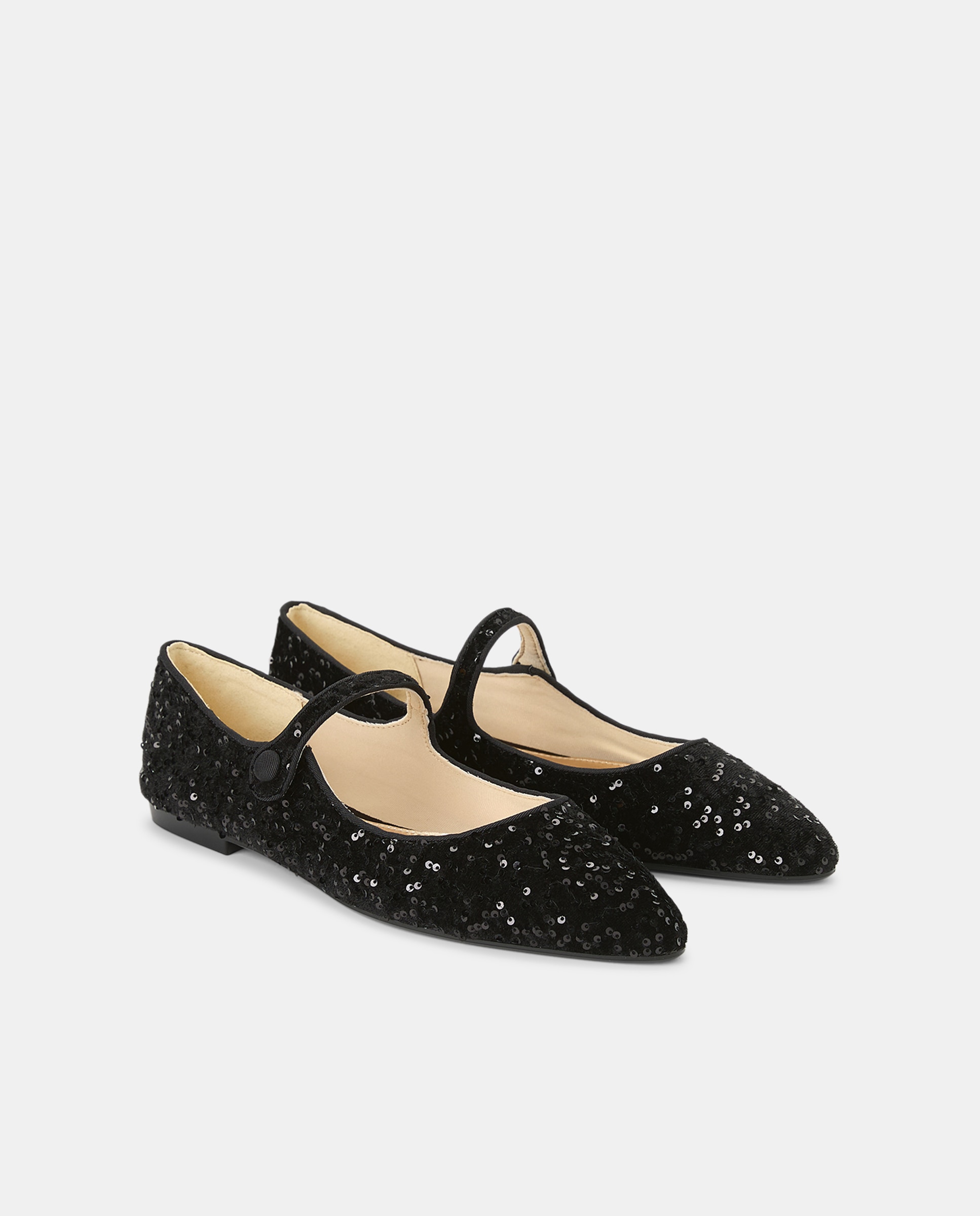 Sapatos Rasos com Pulseira com Botão Preto-2