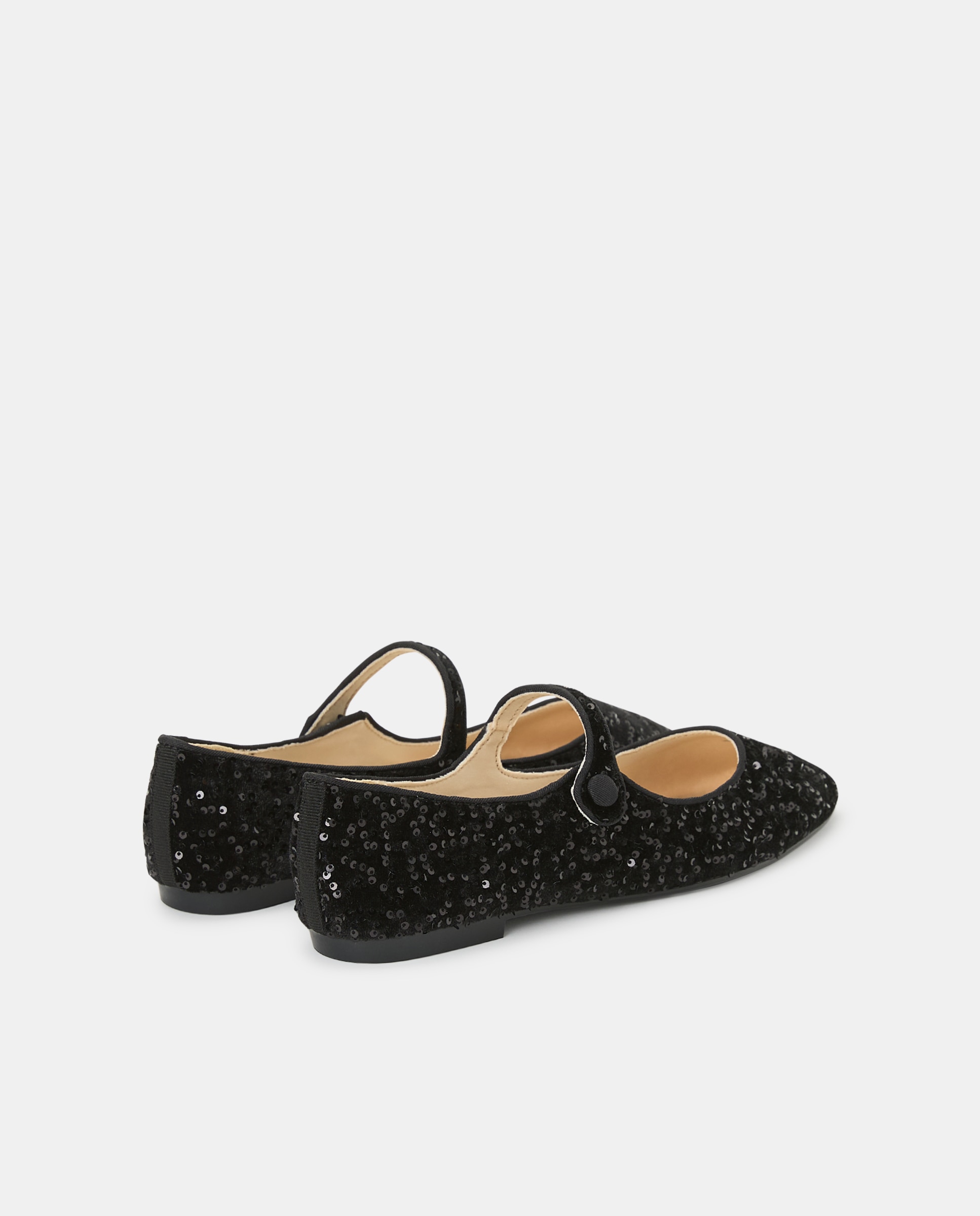 Sapatos Rasos com Pulseira com Botão Preto-3