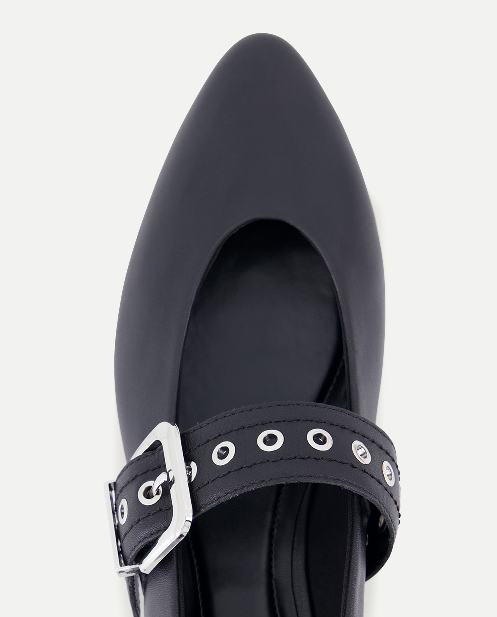 Sapatos de Presilha Rasos com Ferragem Preto-4