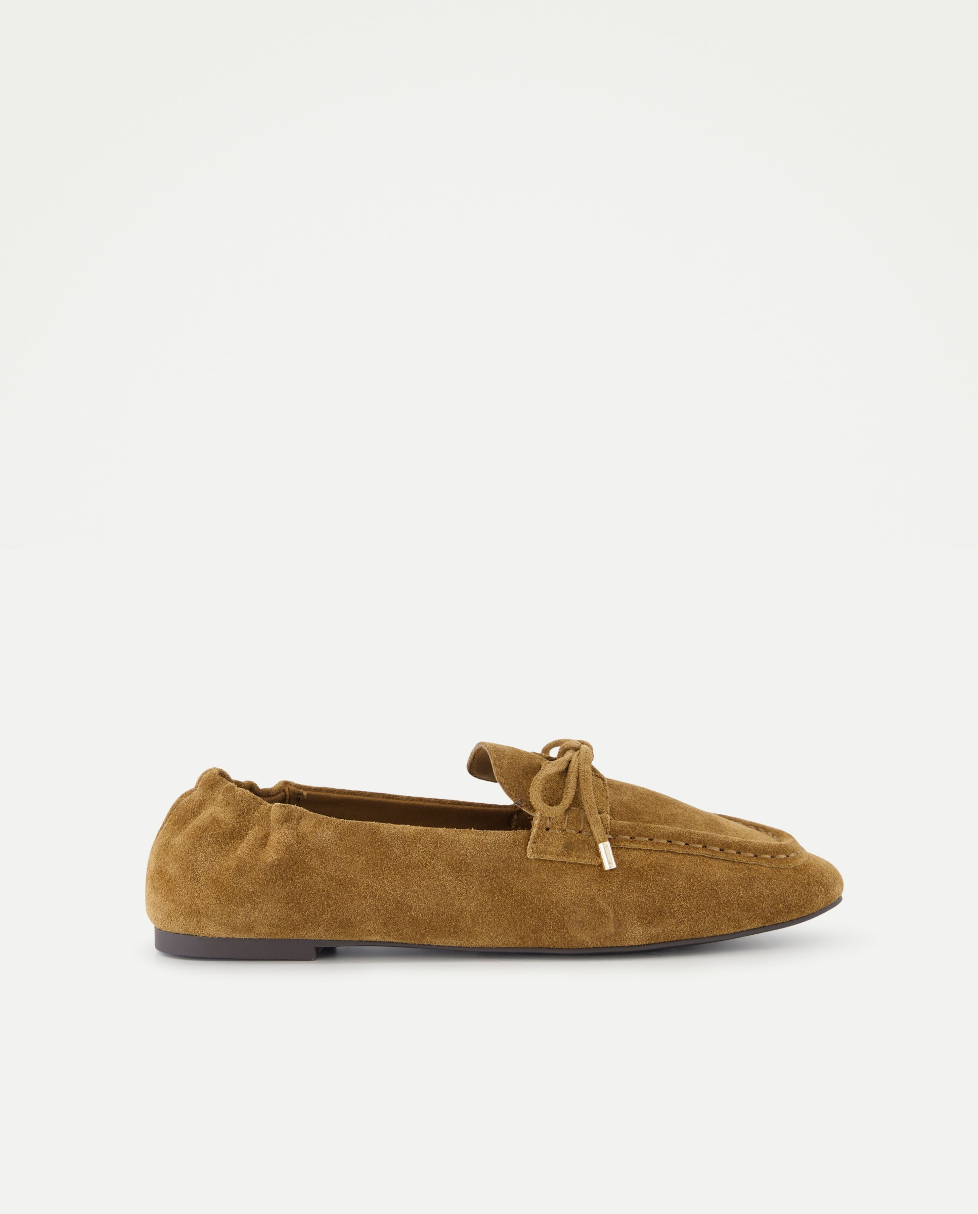 Imagem 0 de Sapatos Rasos Tipo Mocassins com Atacadores