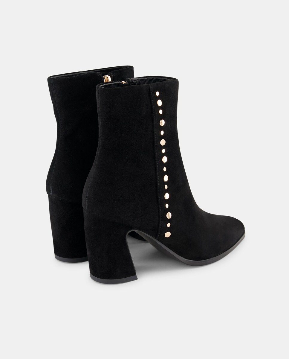 Botins de Salto Francês com Tachas Preto-3