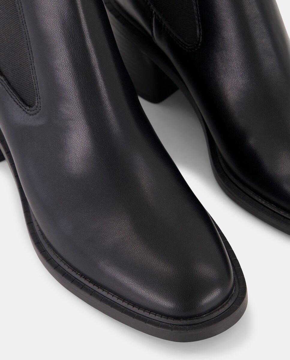 Botins Chelsea com Salto Preto-5