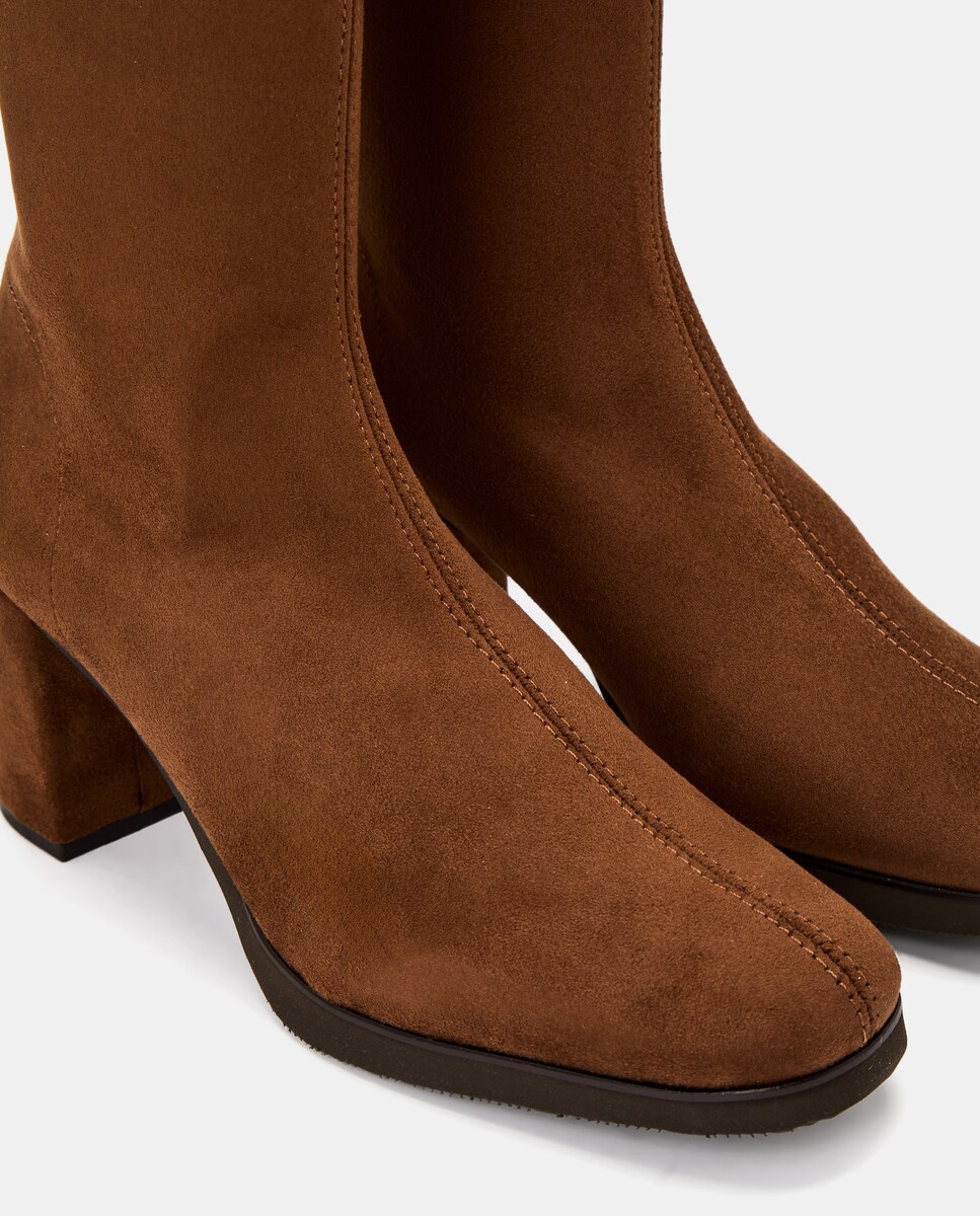 Botas de Salto e Plataforma 700 Castanho-4