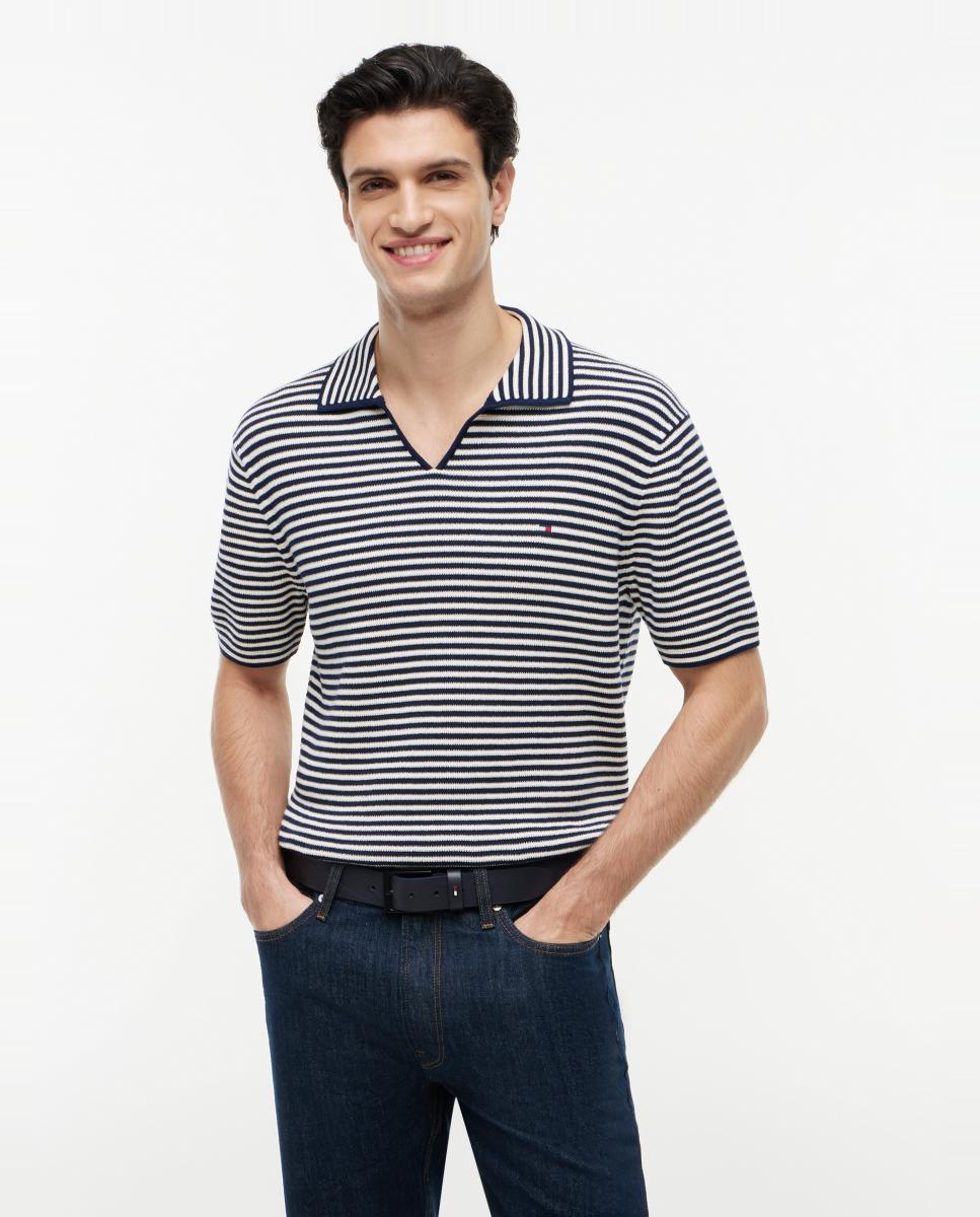 Tommy Hilfiger - Polo de punto de caballero con cuello abierto.