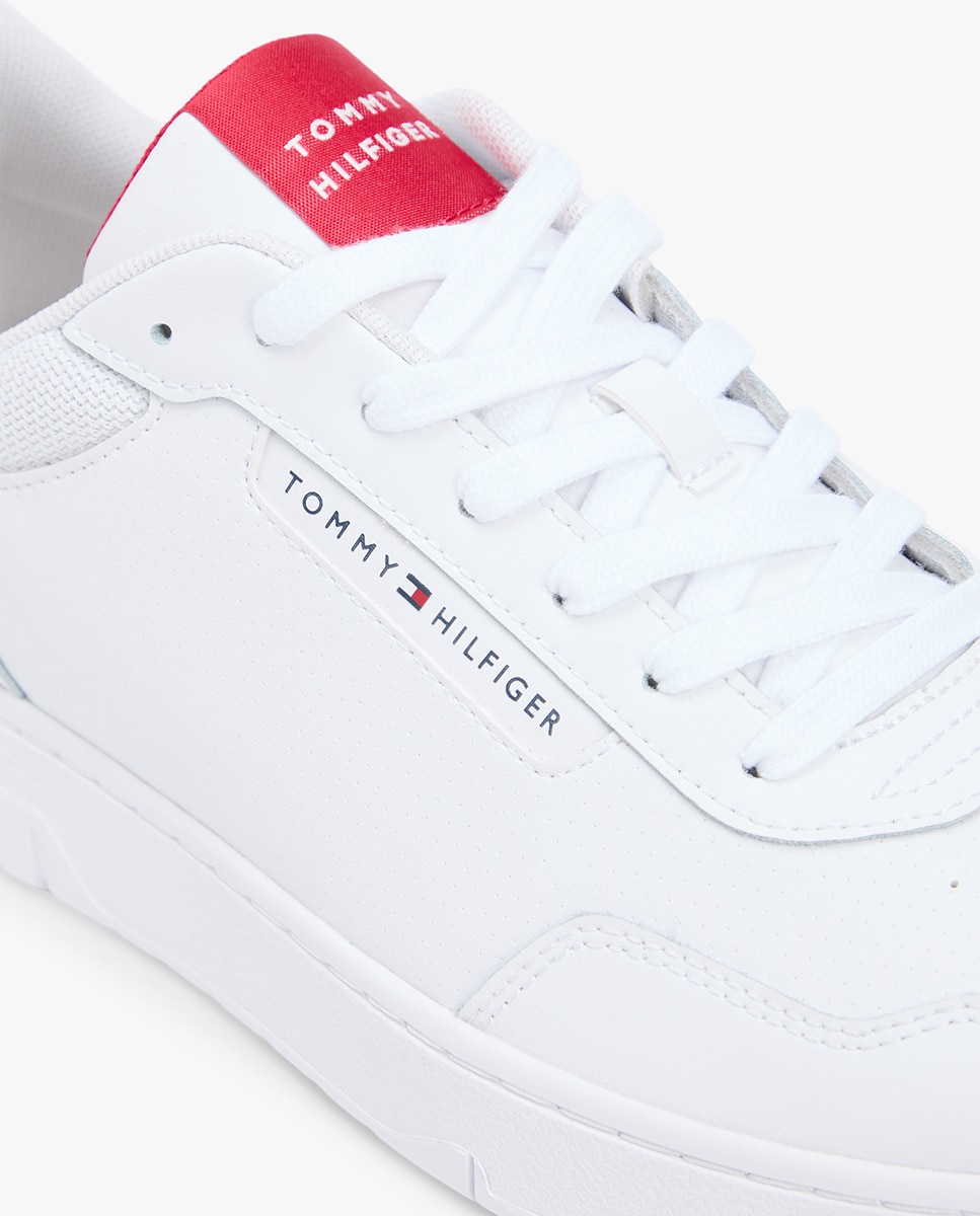 Sapatilhas Lisas com Detalhes da Marca Branco-3