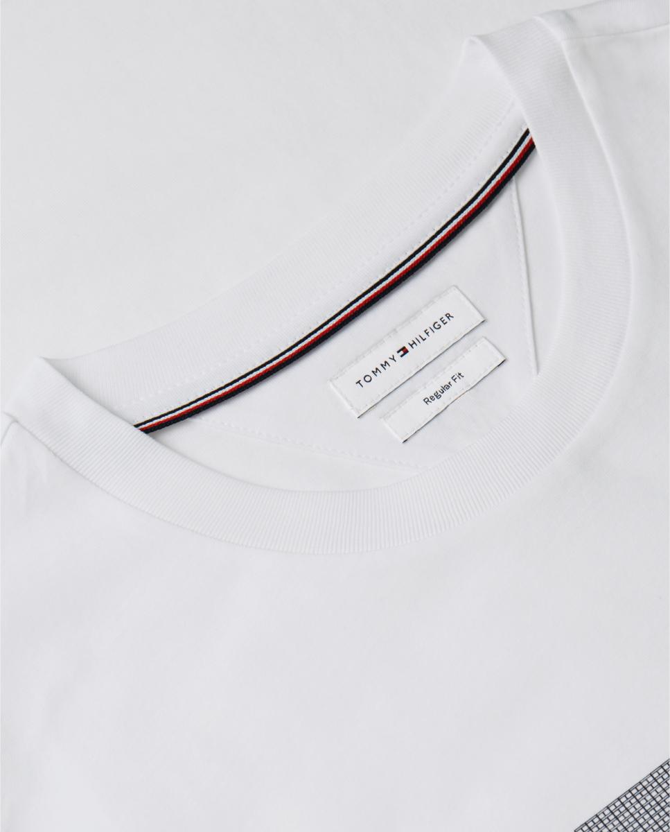 T-shirt com Branding Impresso no Peito Branco-6