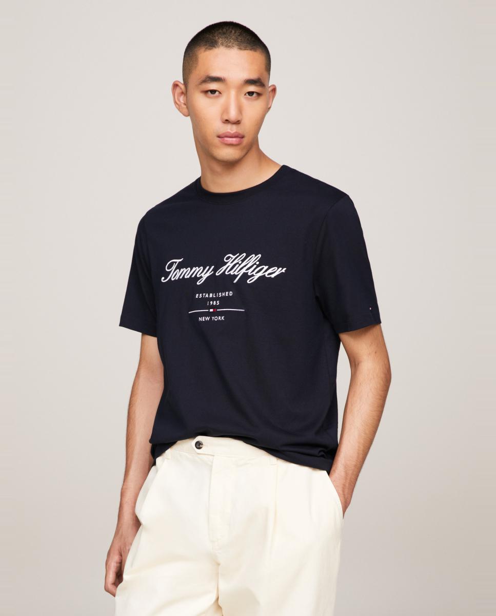 Imagem 0 de T-shirt com Branding Bordado no Peito