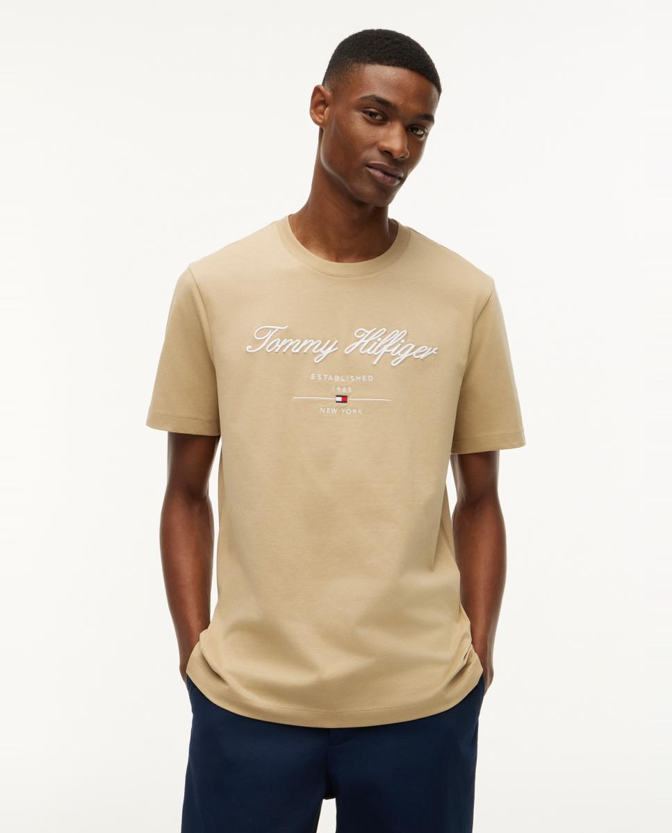 Imagem 0 de T-shirt com Branding Bordado no Peito