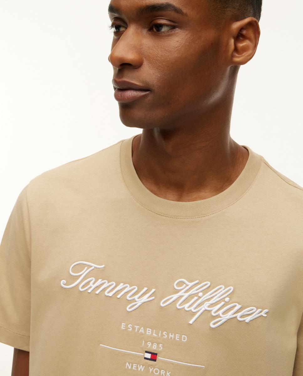 T-shirt com Branding Bordado no Peito Bege-3