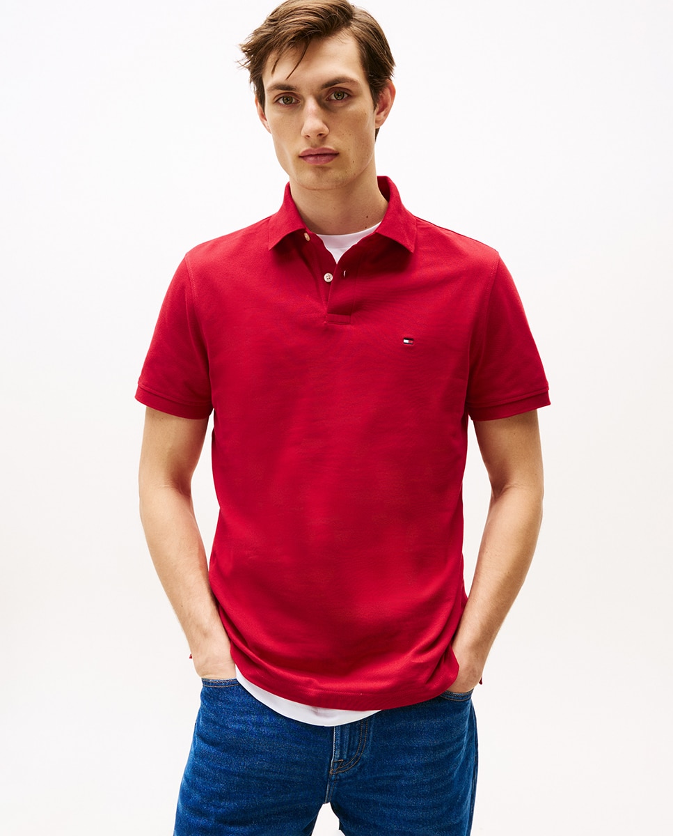 Imagen 1 de Polo regular con bandera bordada de Tommy Hilfiger - Rojo Rojo