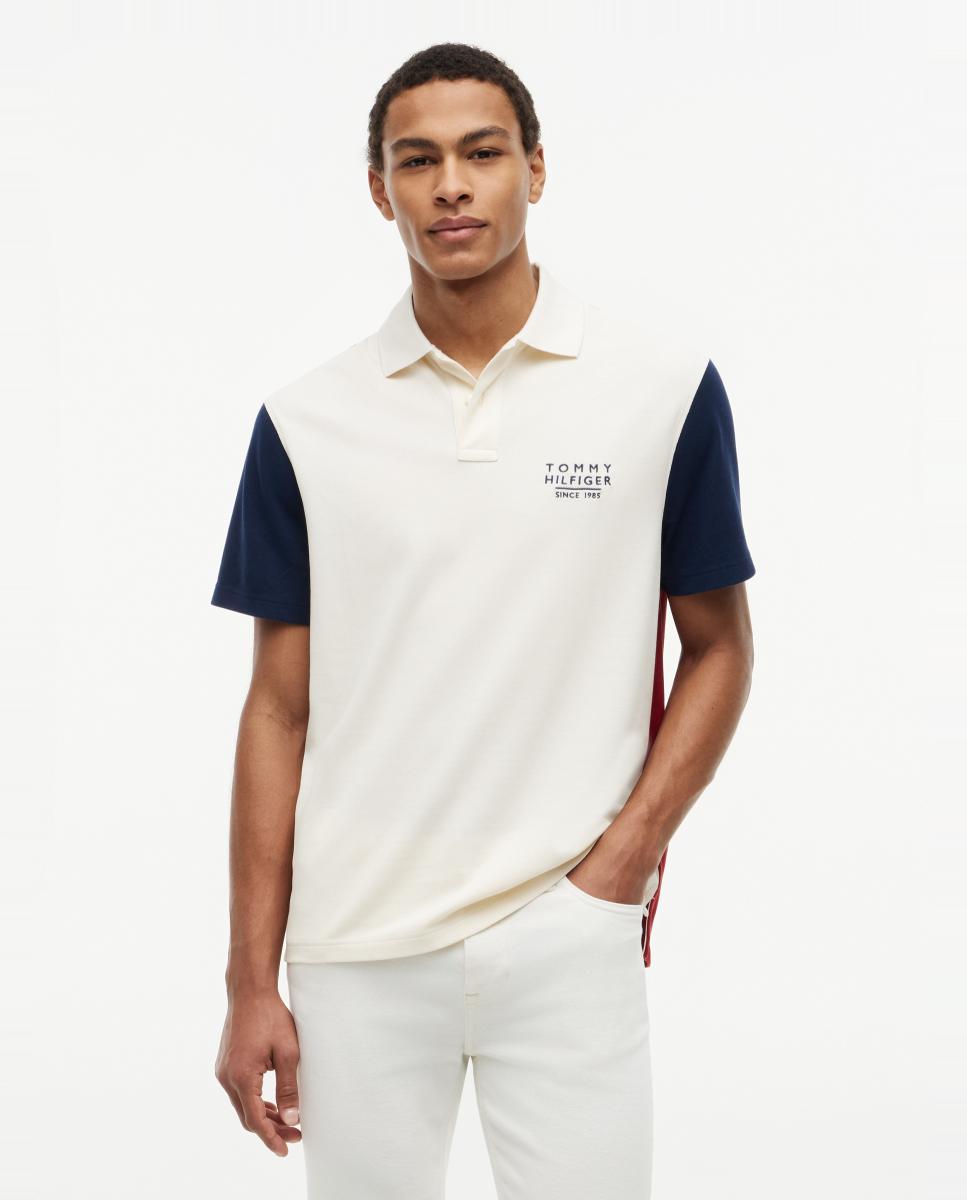 Tommy Hilfiger - Polo de caballero colorblock con branding bordado.