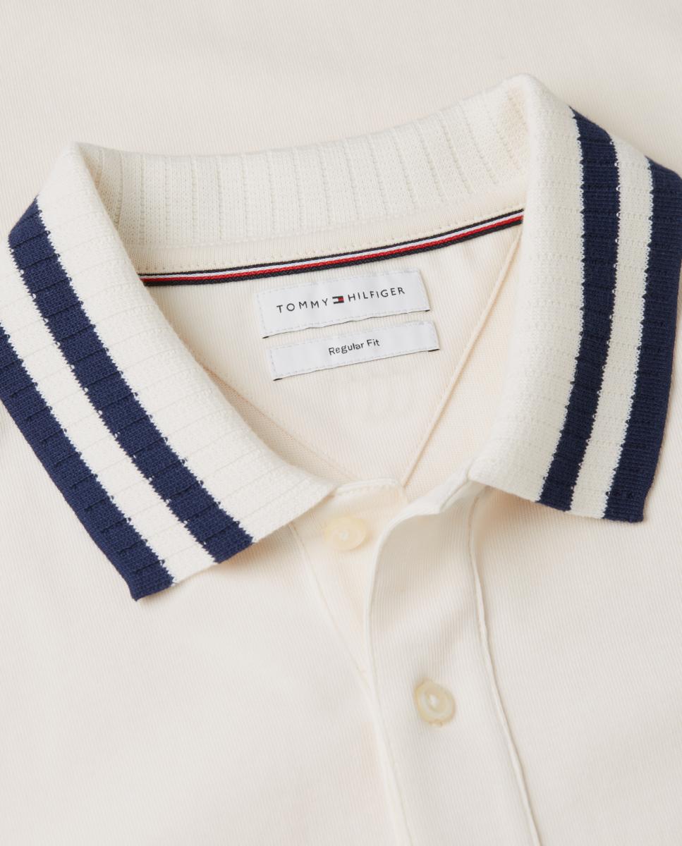 Polo com Colarinho em Contraste e Branding Bordado Branco-marfim-6