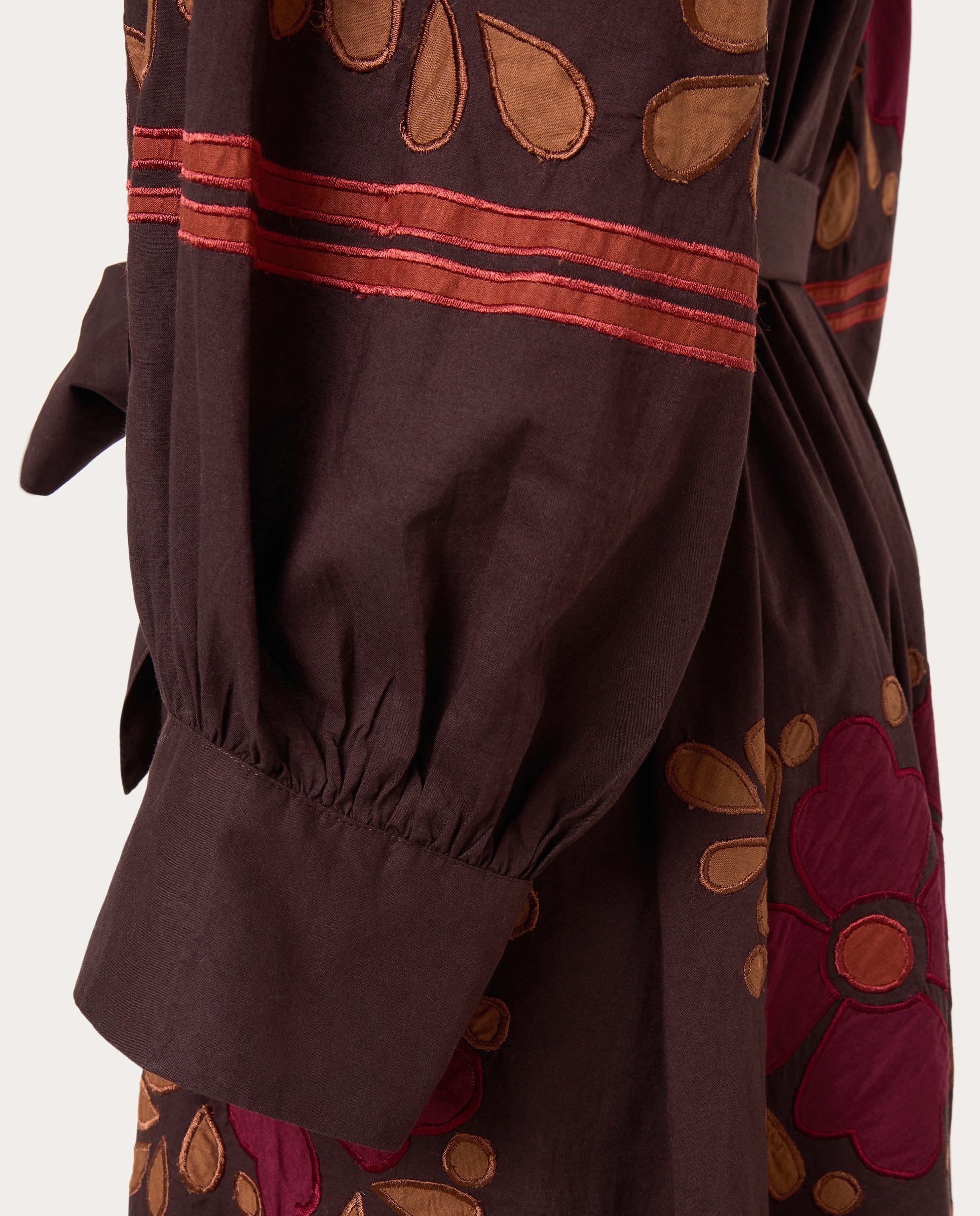 Imagen 5 de Vestido largo con aplicaciones florales - Marrón oscuro Marrón oscuro