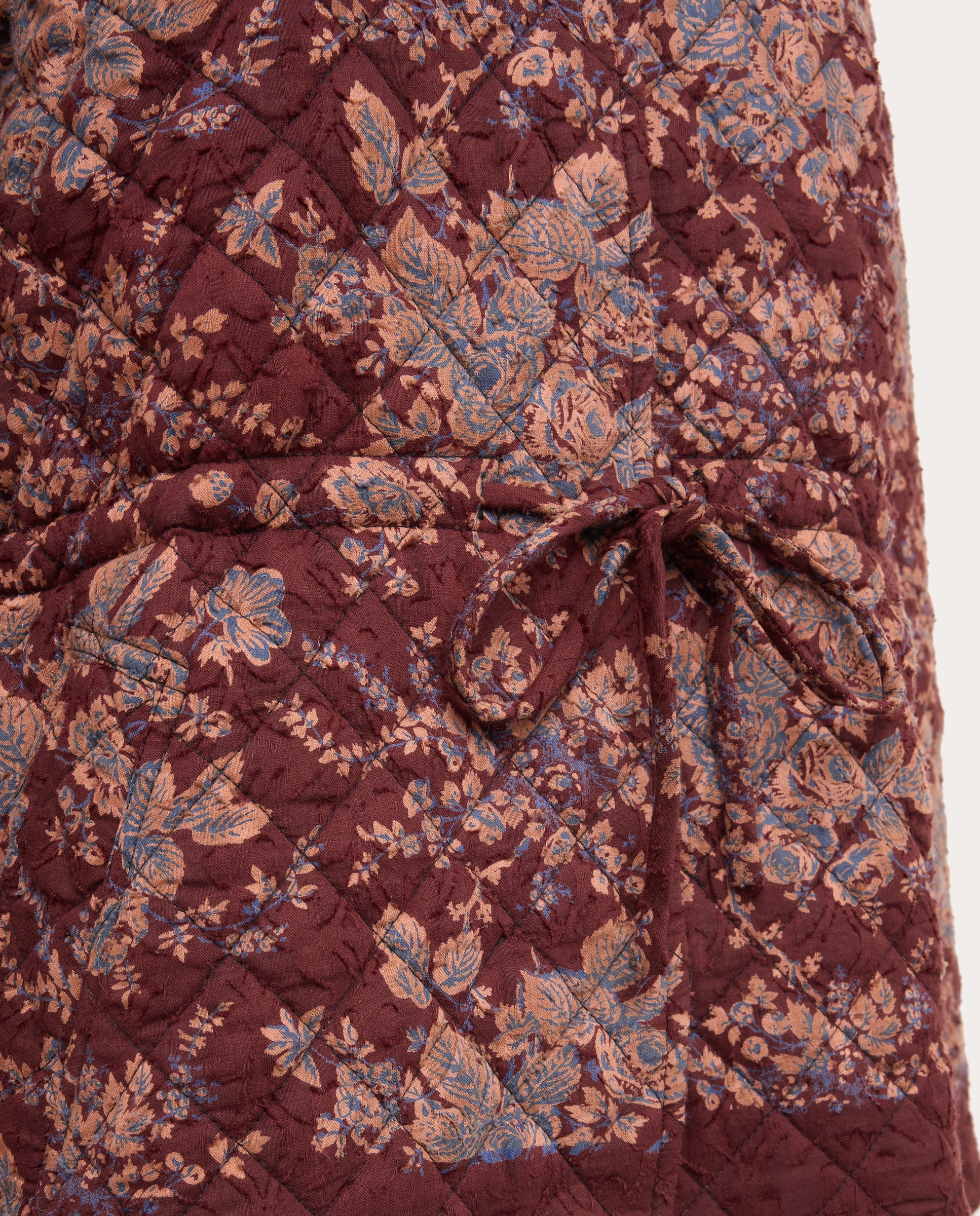 Casaco Acolchoado com Estampado Floral Castanho-3