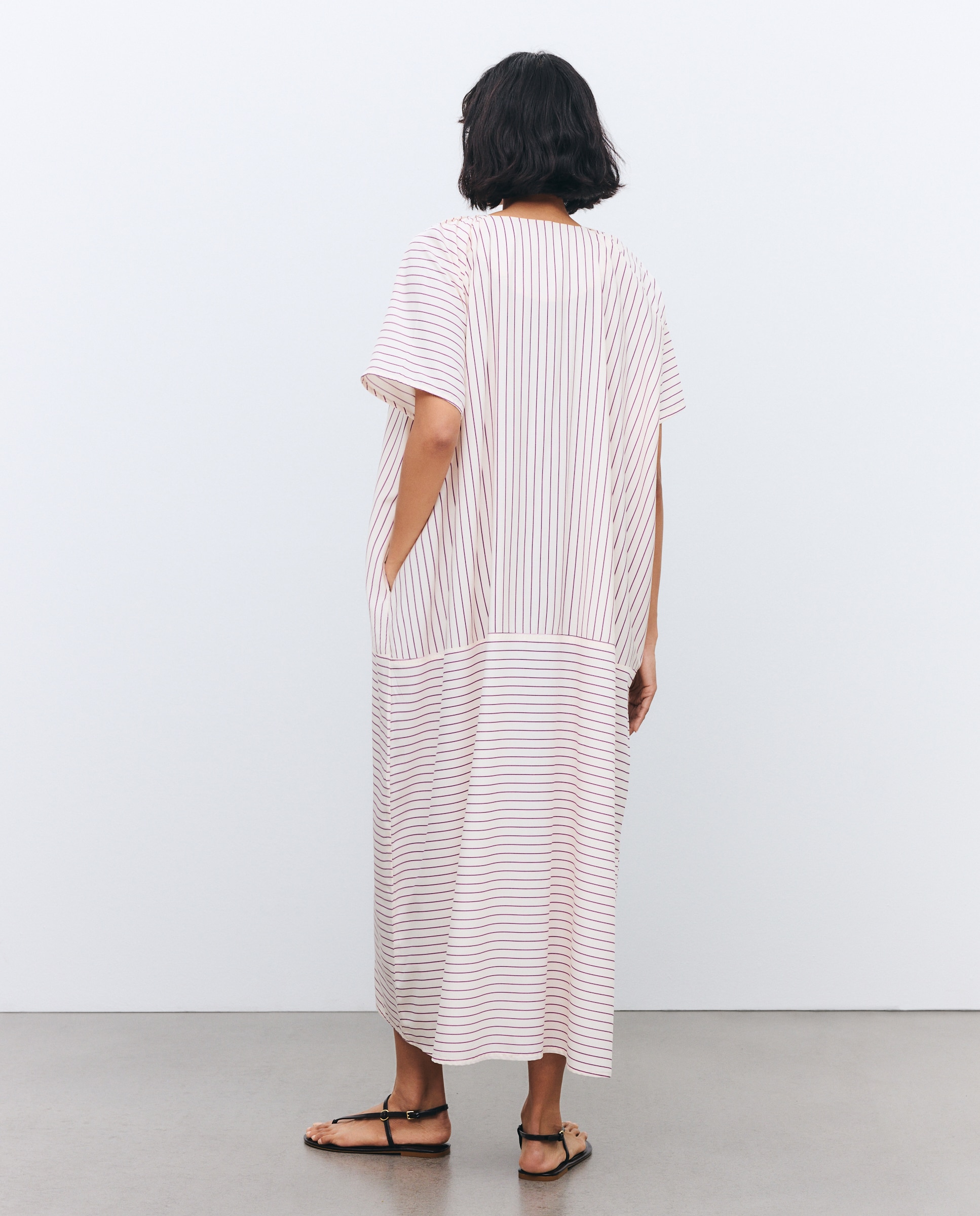 Kaftan Largo com Estampado de Risca 120 Cru-3