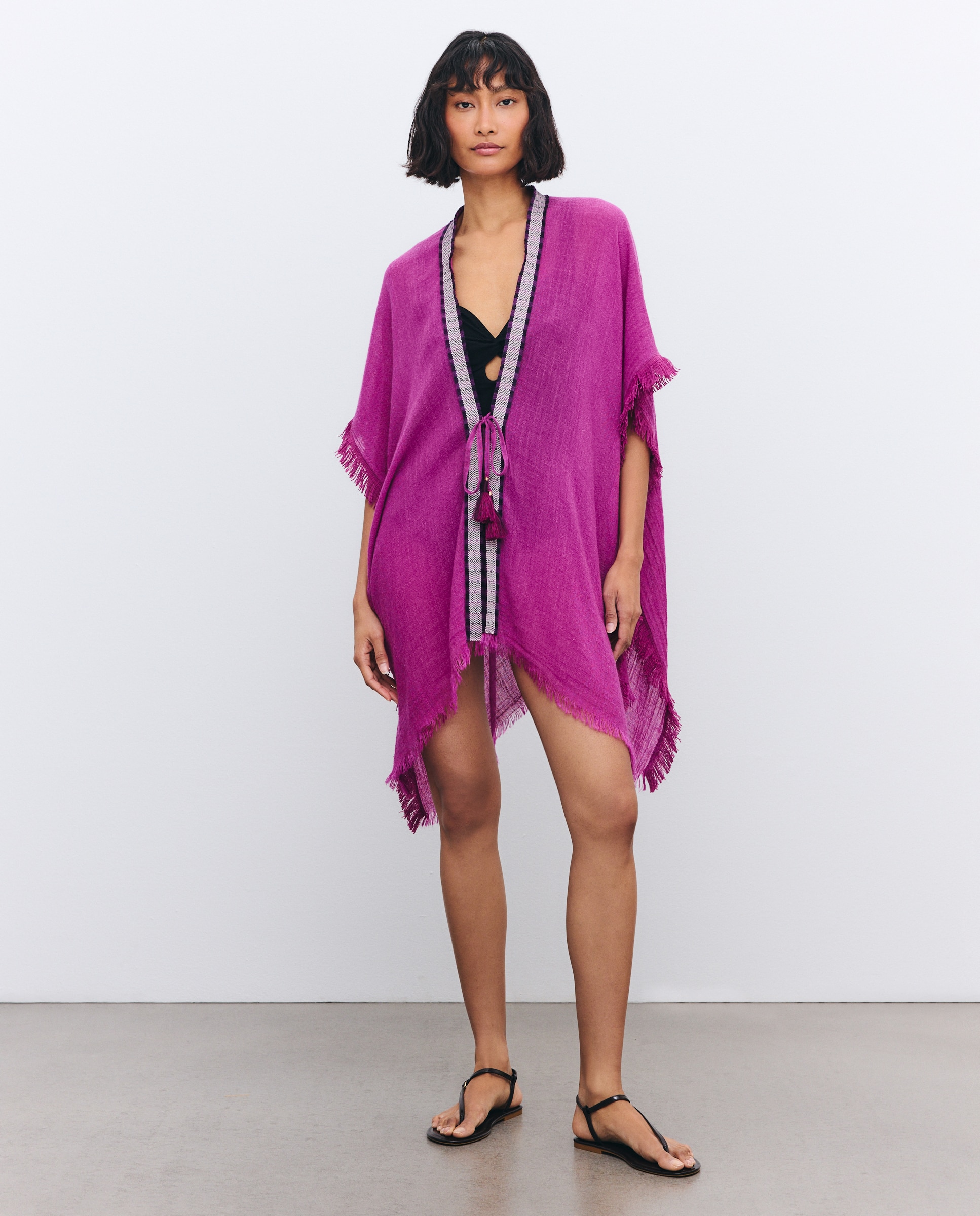 Imagem 0 de Kaftan Básico com Detalhe de Fita