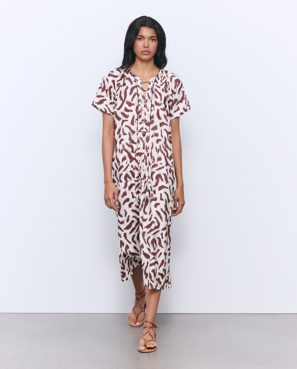 Imagen 0 de Kaftán amplio animal print Marrón