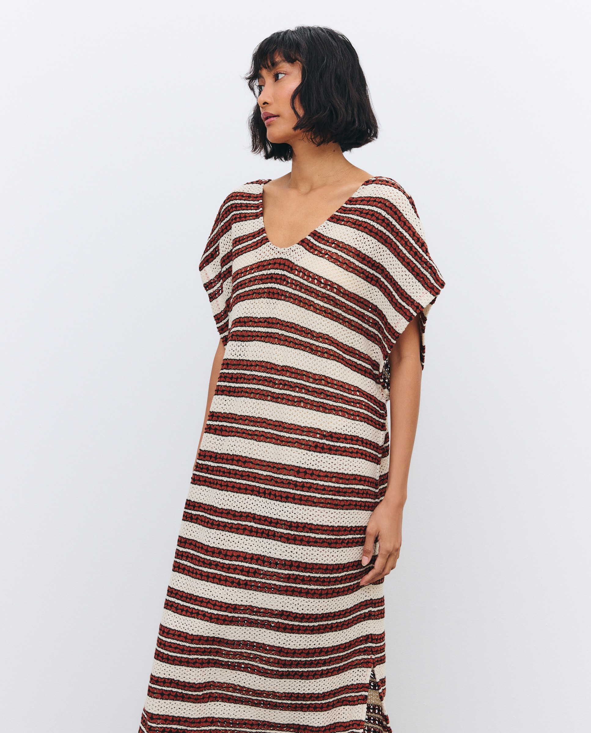 Kaftan de Crochet com Risca Vertical Castanho-3