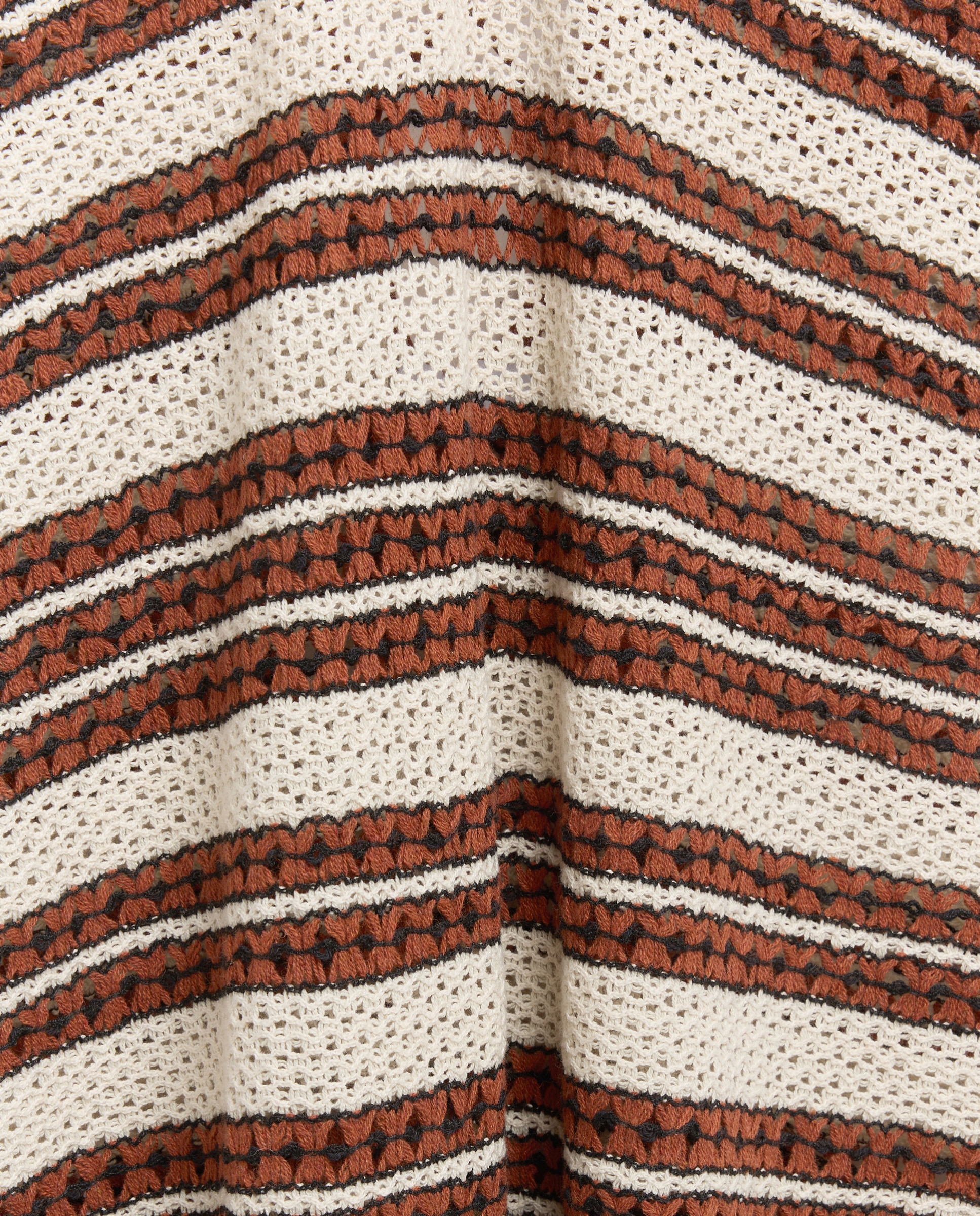 Kaftan de Crochet com Risca Vertical Castanho-5