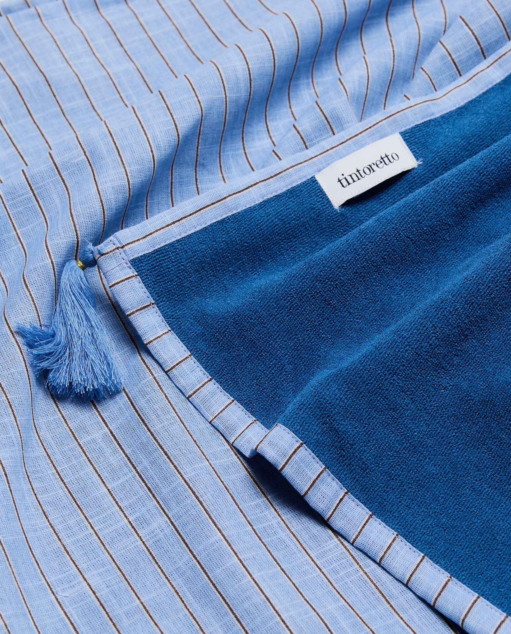 Toalha de Praia com Estampado de Risca Fina 400 Azul-3