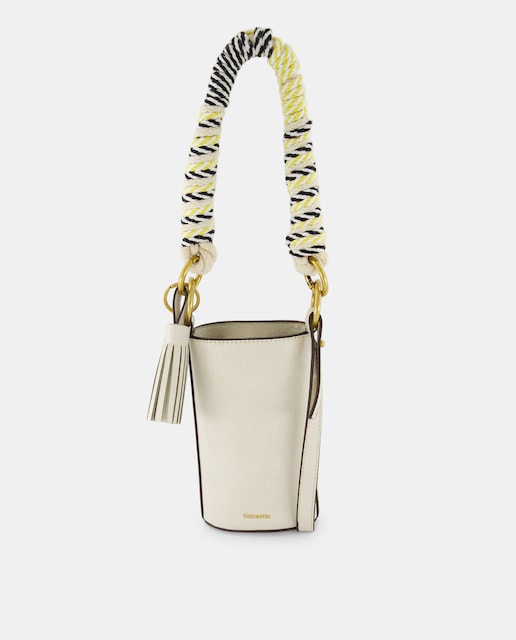 Imagen 0 de Bolso con asa de cadenas y borlas