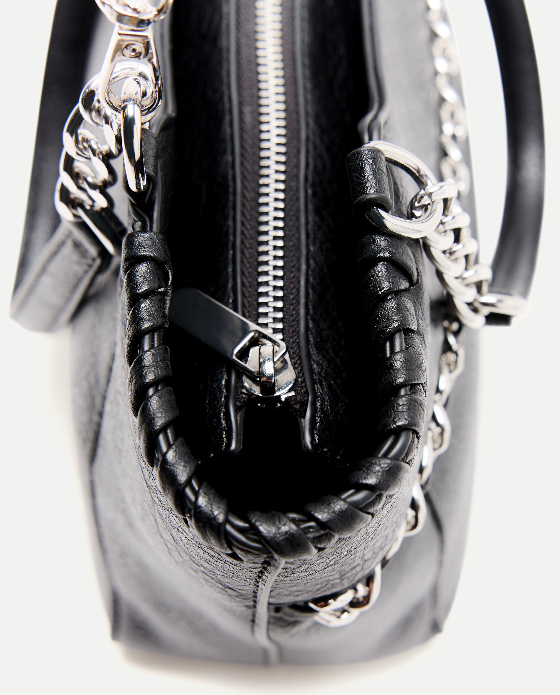 Mala Tophandle com Corrente Preto-4