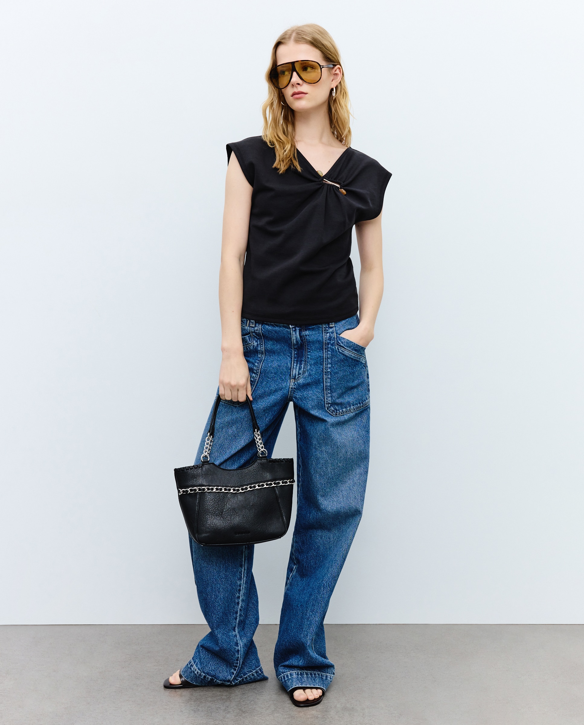 Mala Tophandle com Corrente Preto-5