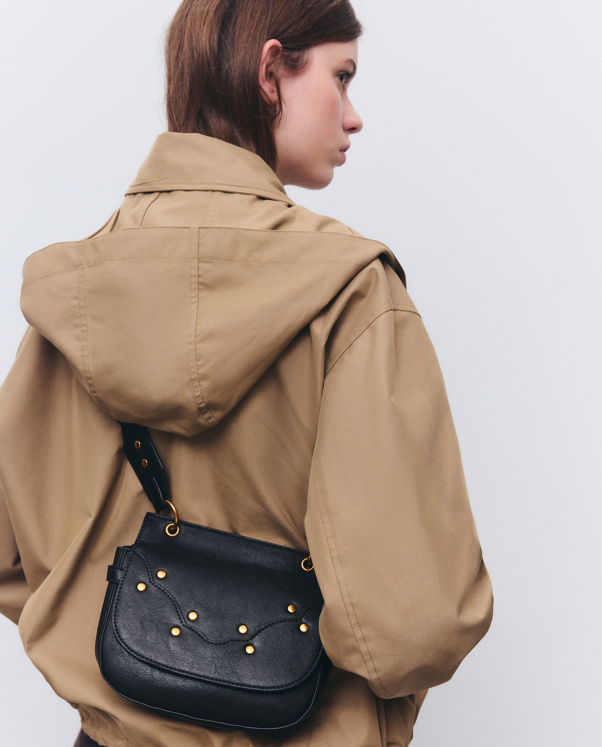 Mala Crossbody com Detalhes na Alça Castanho-5
