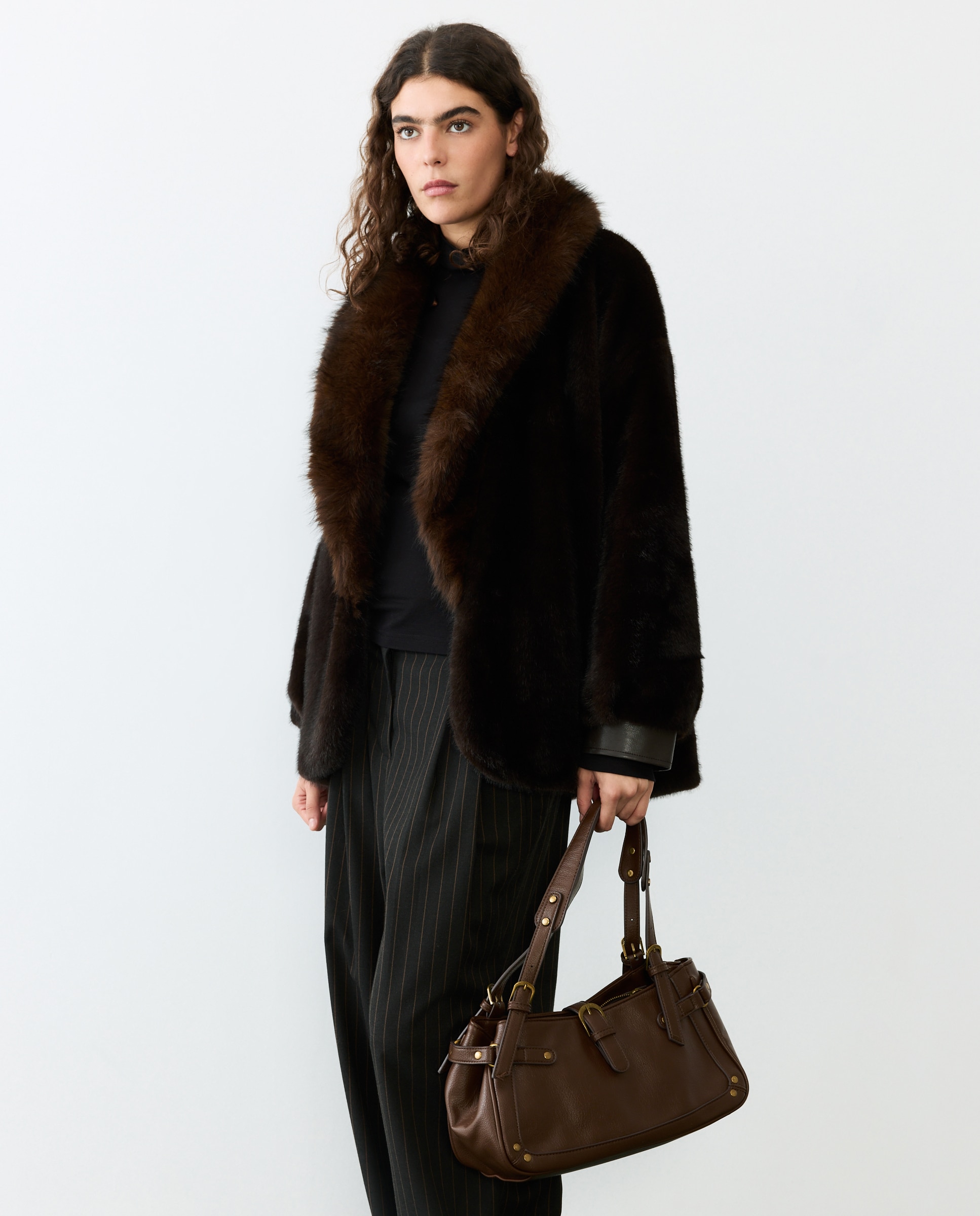 Bolso de hombro con hebilla y mini tachas - Tintoretto - Chocolate Chocolate-5