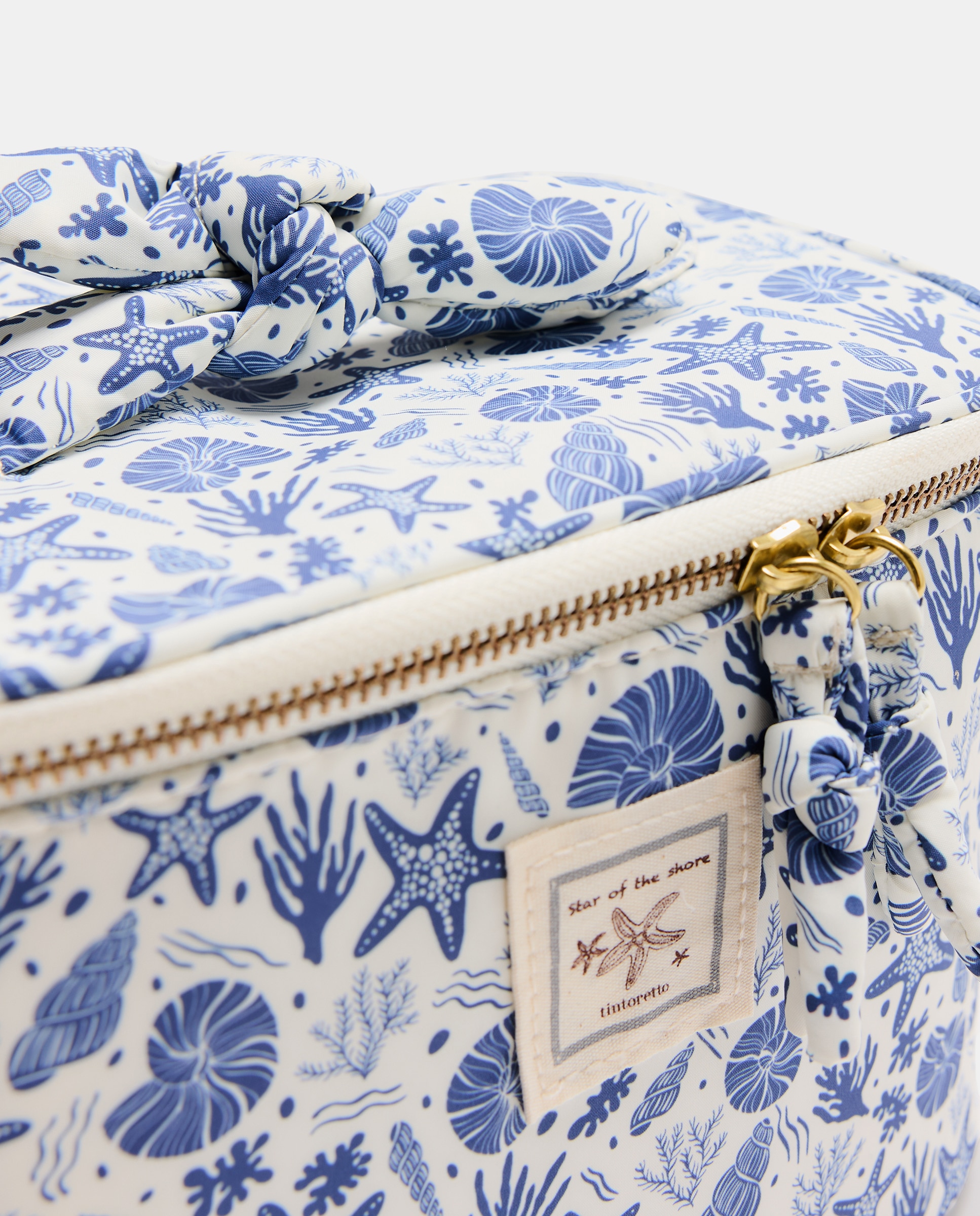 Nécessaire/Lancheira com Estampado do Mar Azul-4