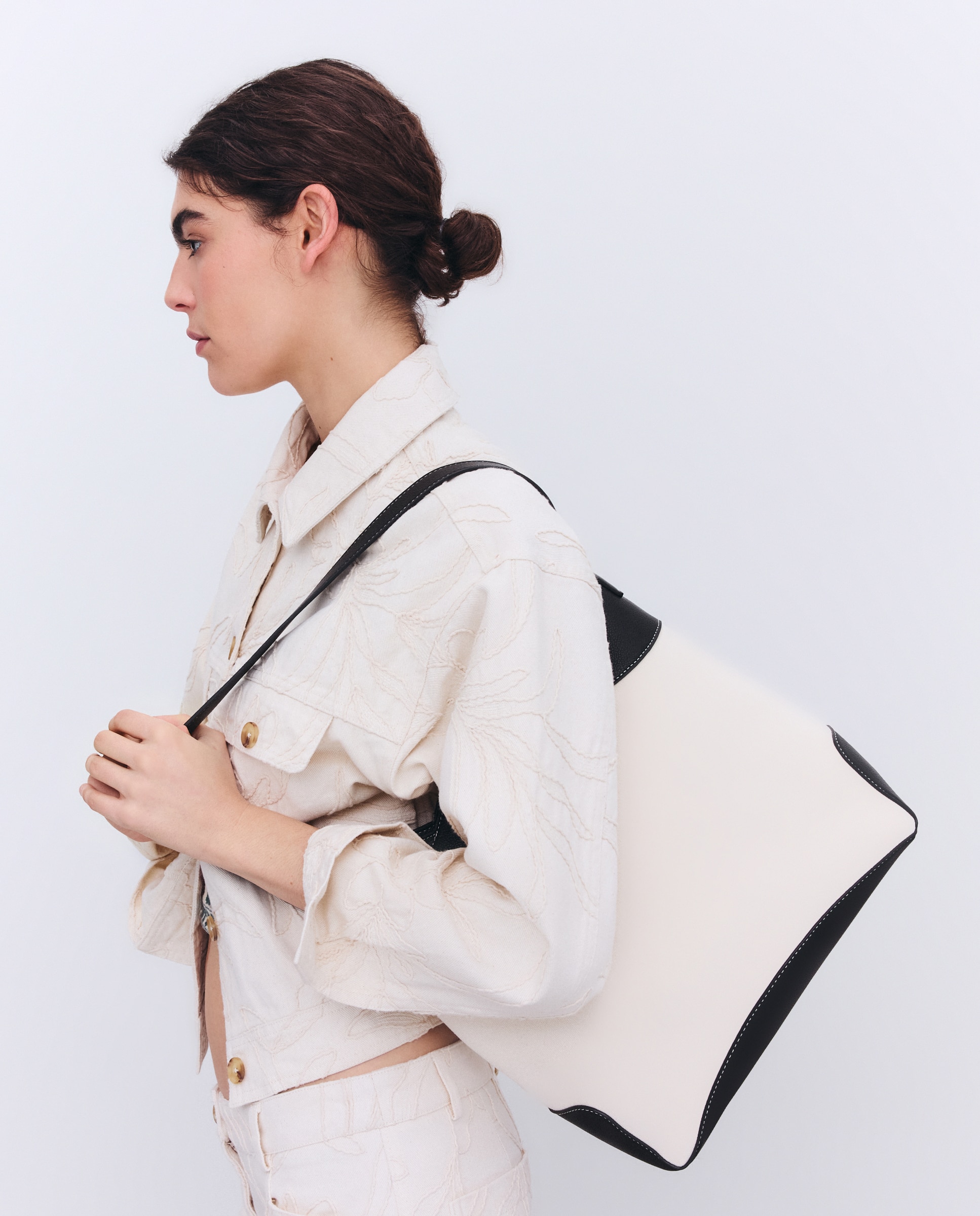 Mala Hobo de Lona com Trança Preto-5
