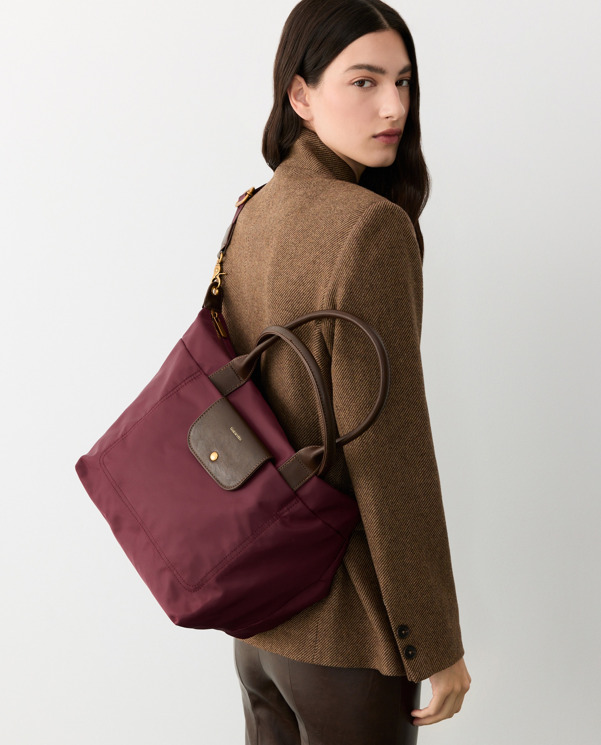 Bolso shopper de nylon con bolsillos y asa extraible - Tintoretto - Burdeos Burdeos-5