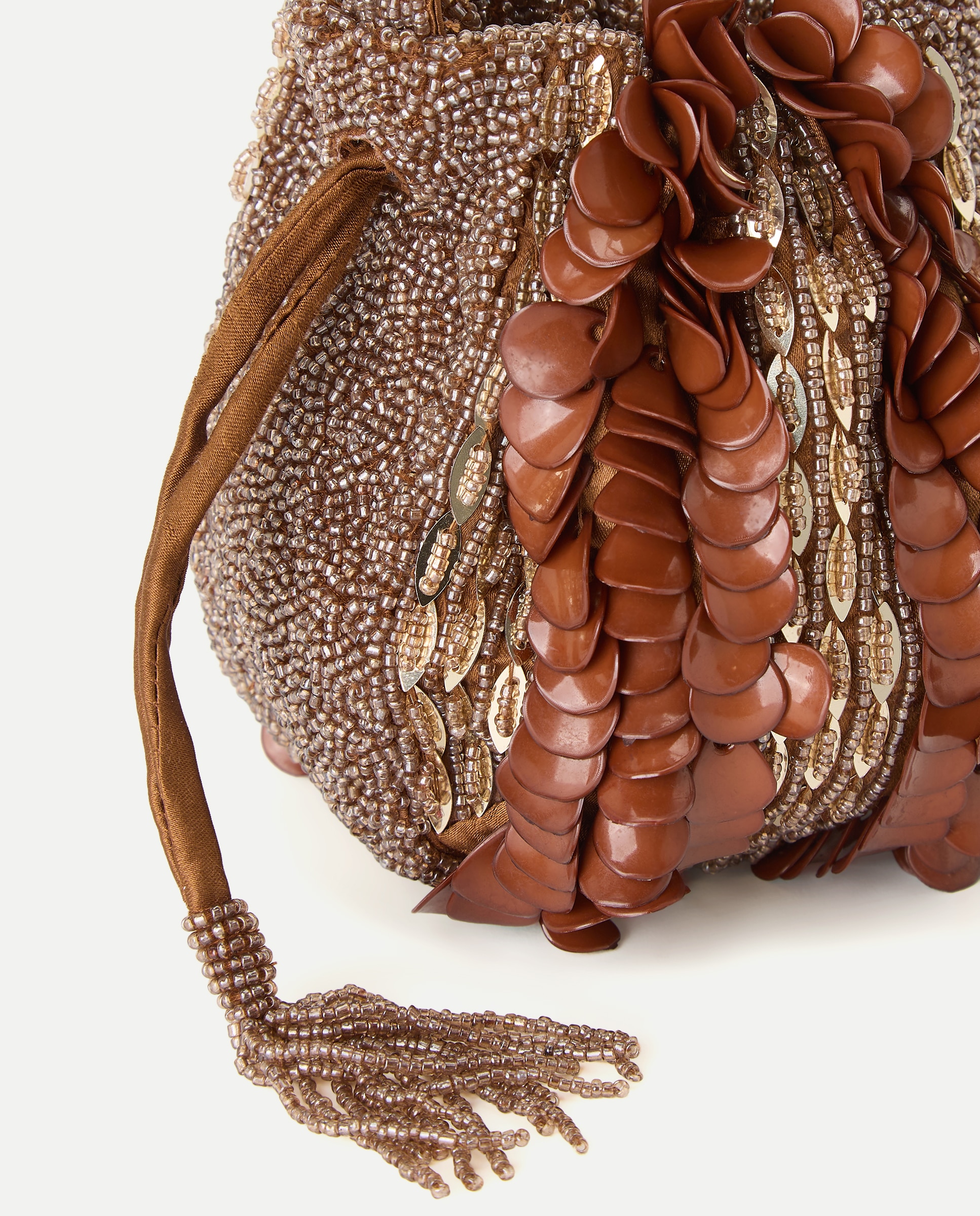 Mala Tipo Saco Bordada Chocolate-3