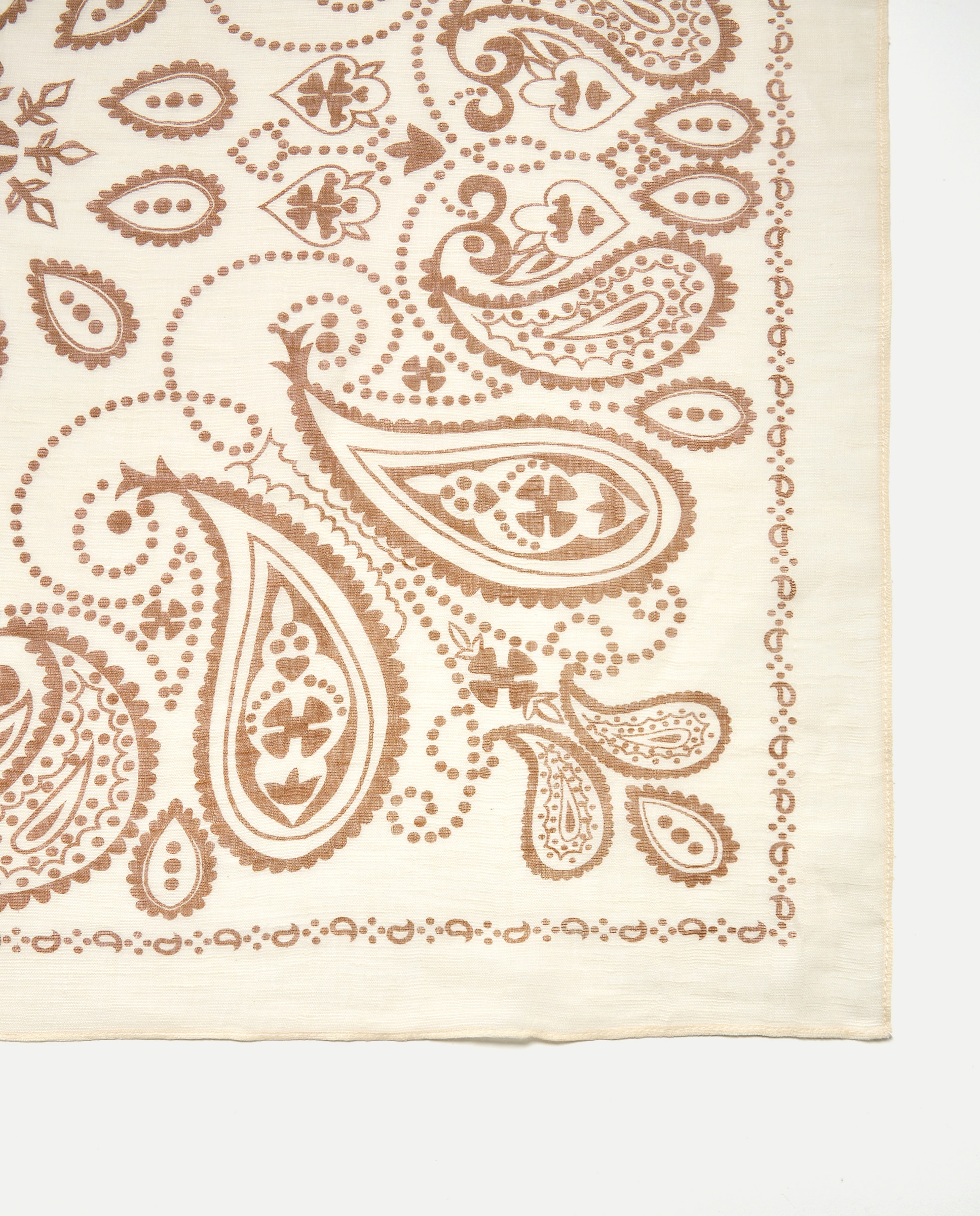 Lenço de Pescoço com Estampado Paisley 730 Camel-4