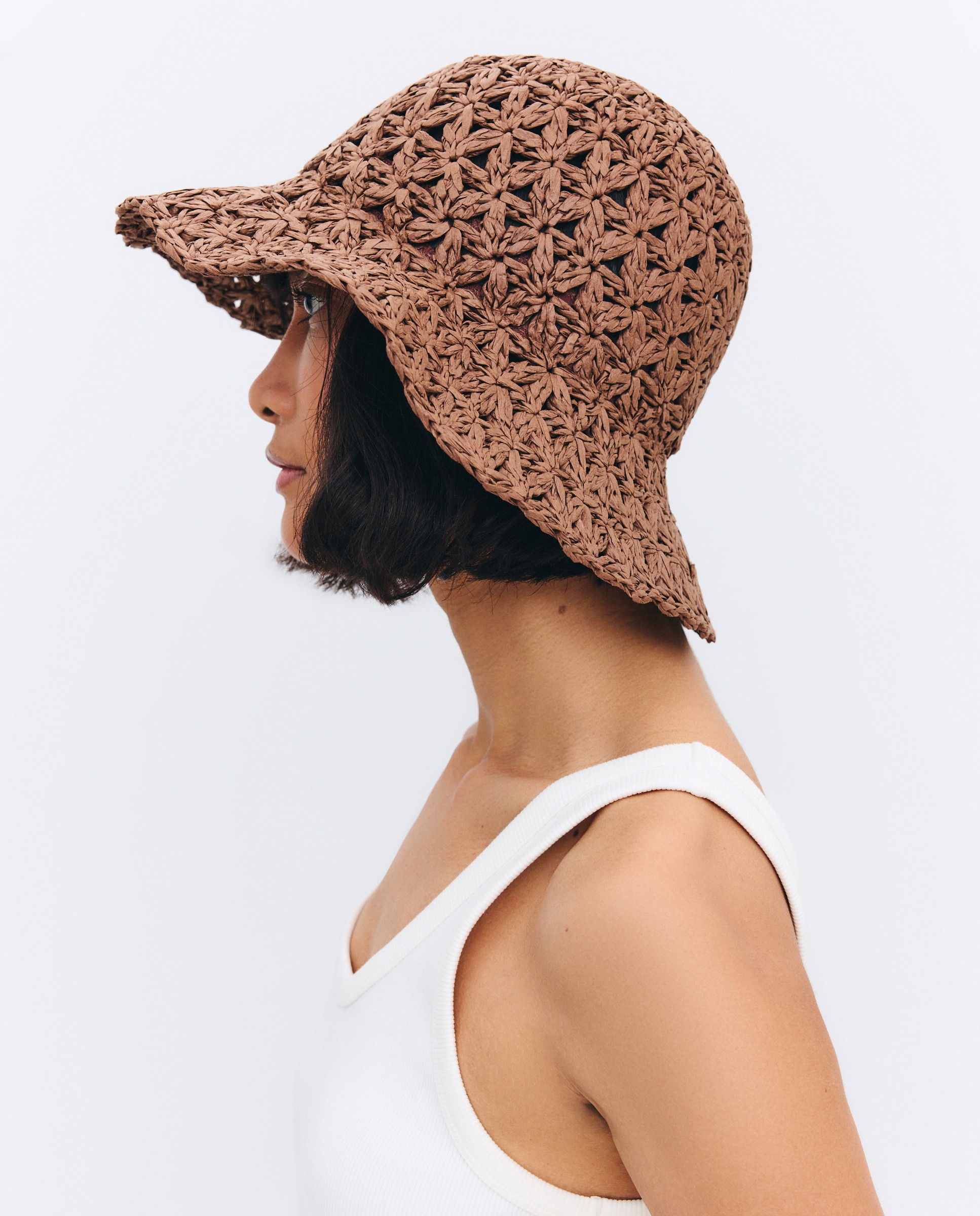 Gorro de Papel com Flor Chocolate-3