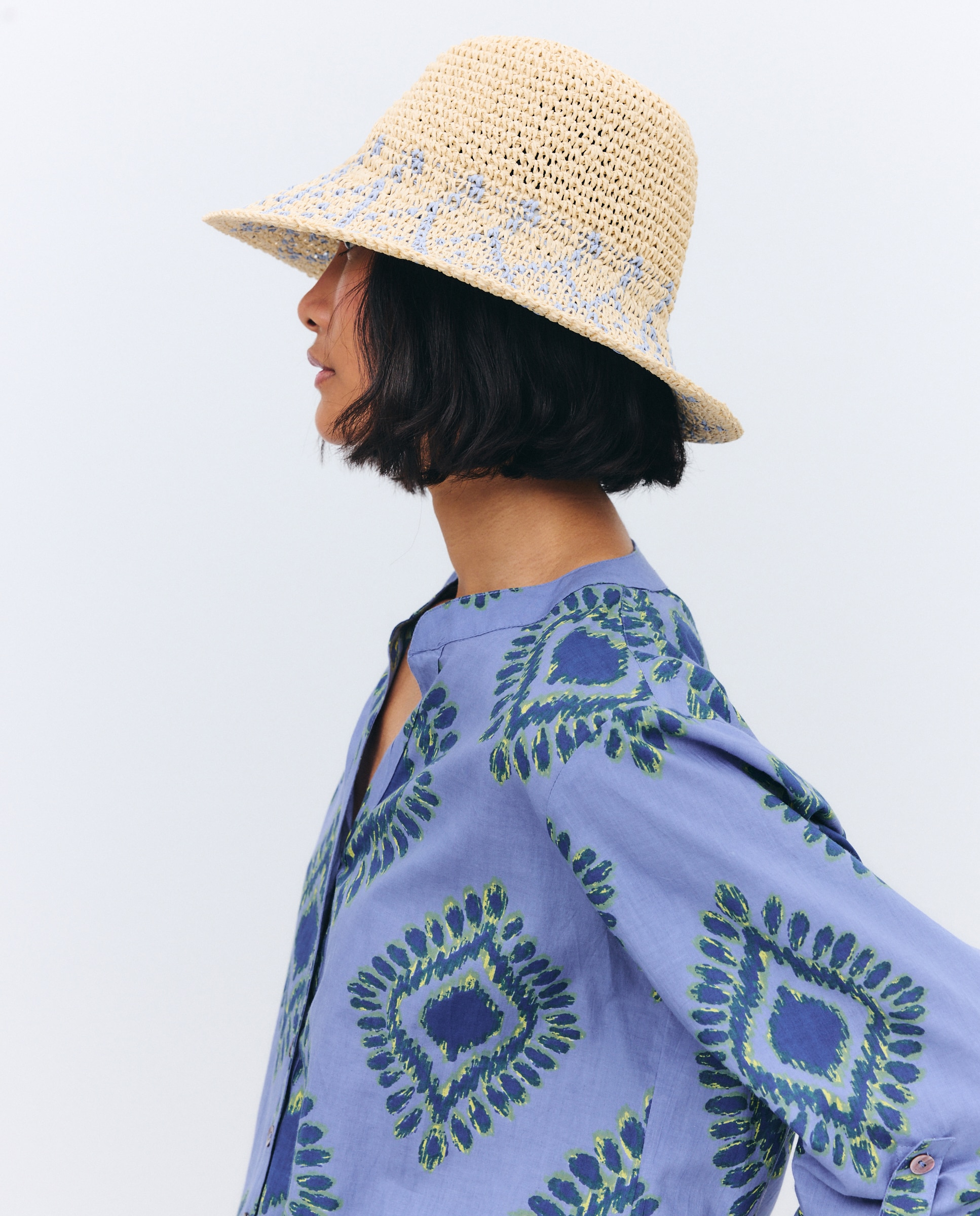 Gorro com Detalhe de Losango 120 Cru-3