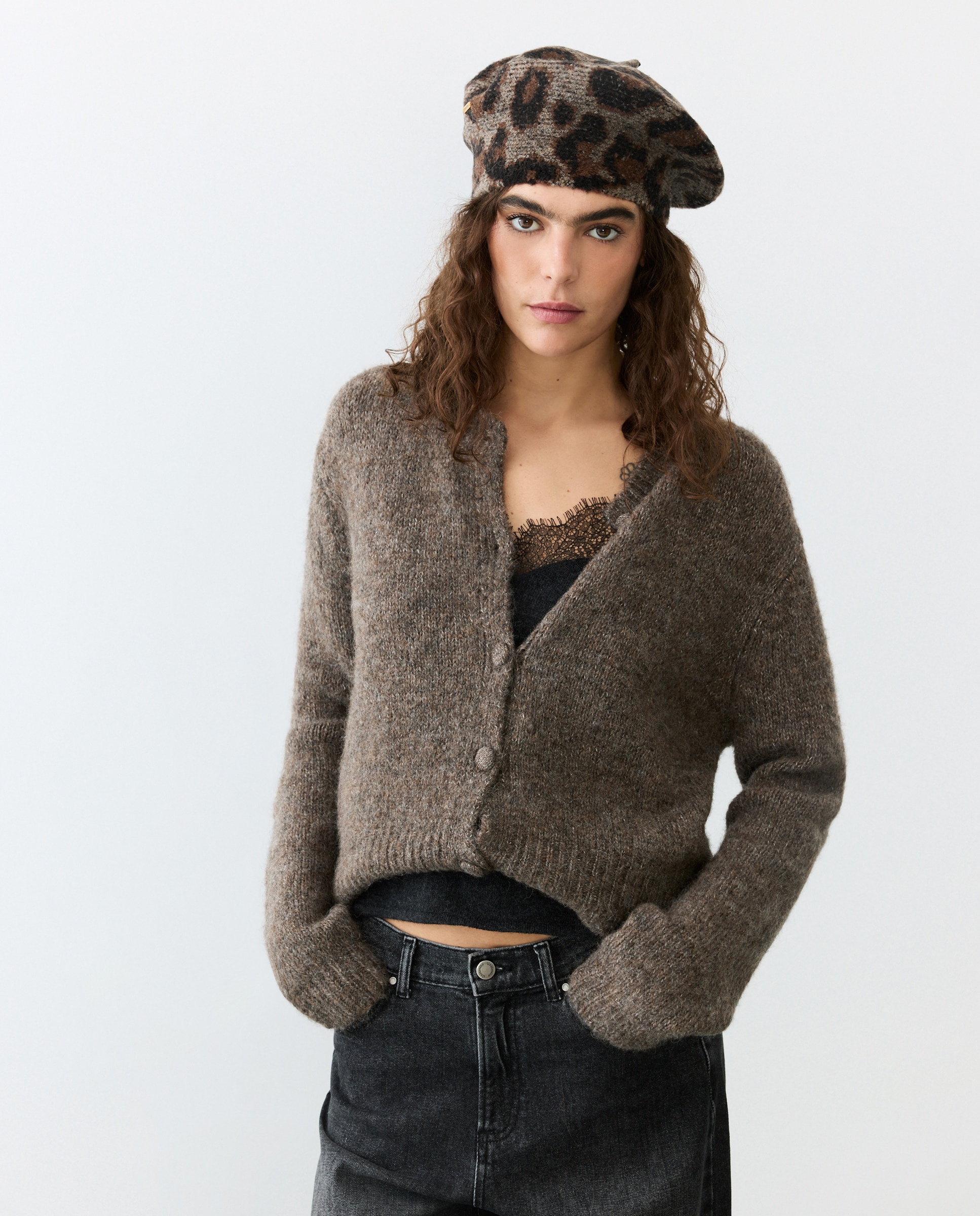 Boina com Jacquard Animal Castanho-3