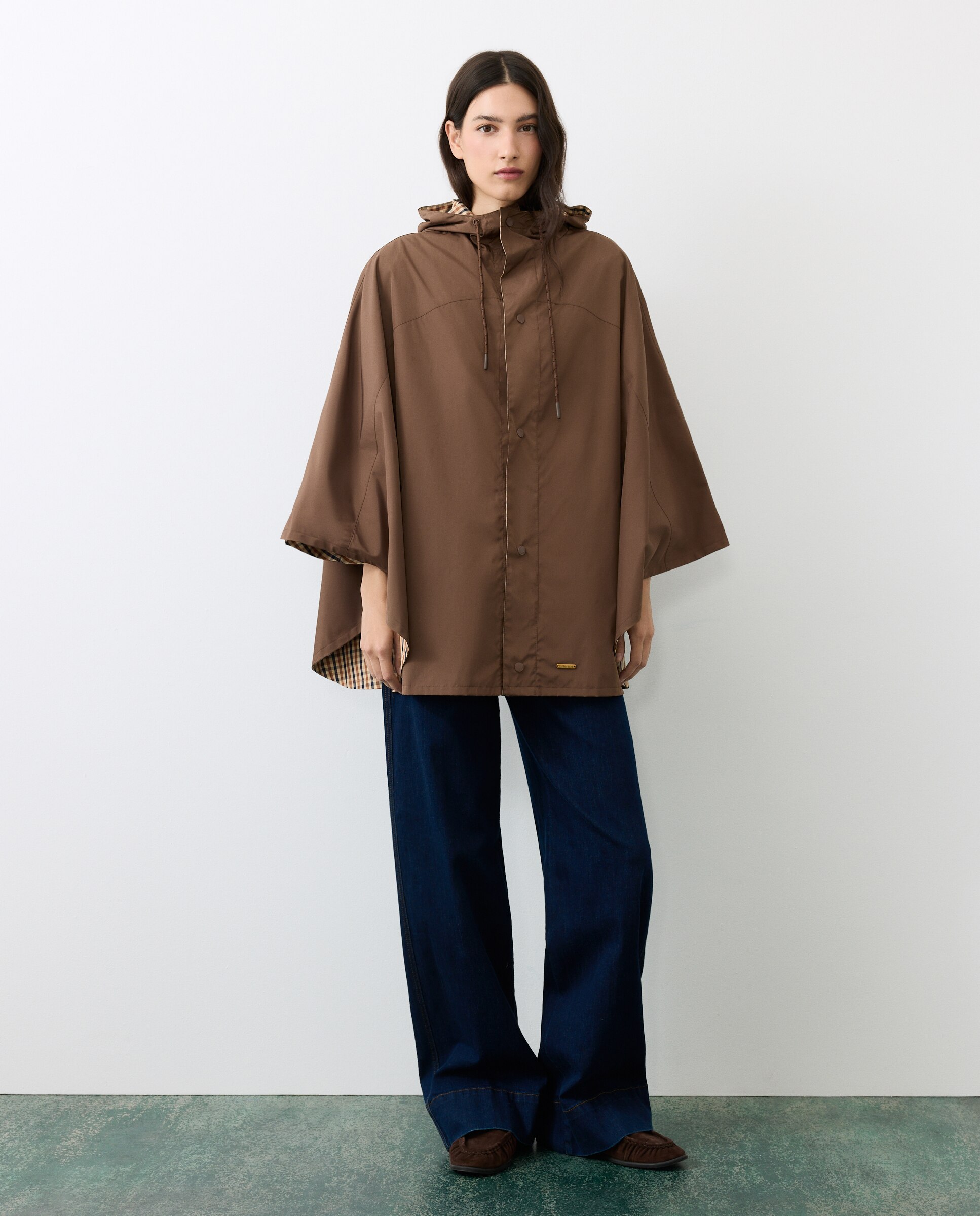 Imagen 0 de Capa lluvia lisa Chocolate