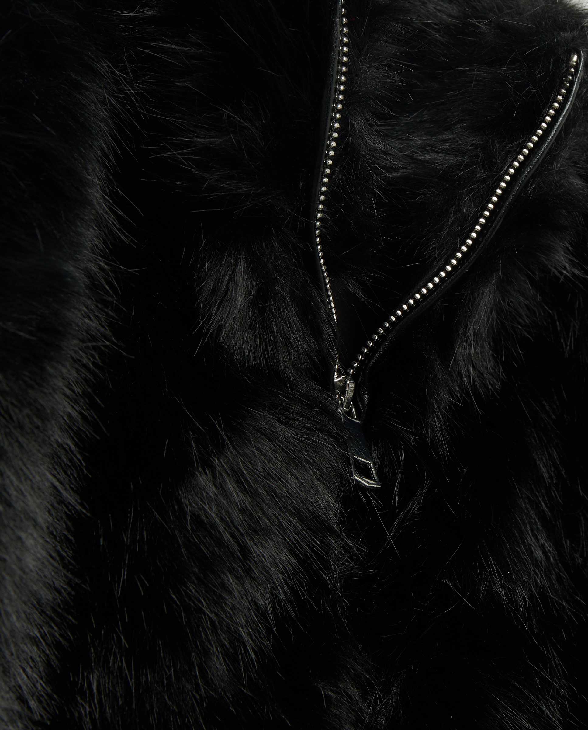 Chaleco falso pelo - Tintoretto - Negro Negro-4