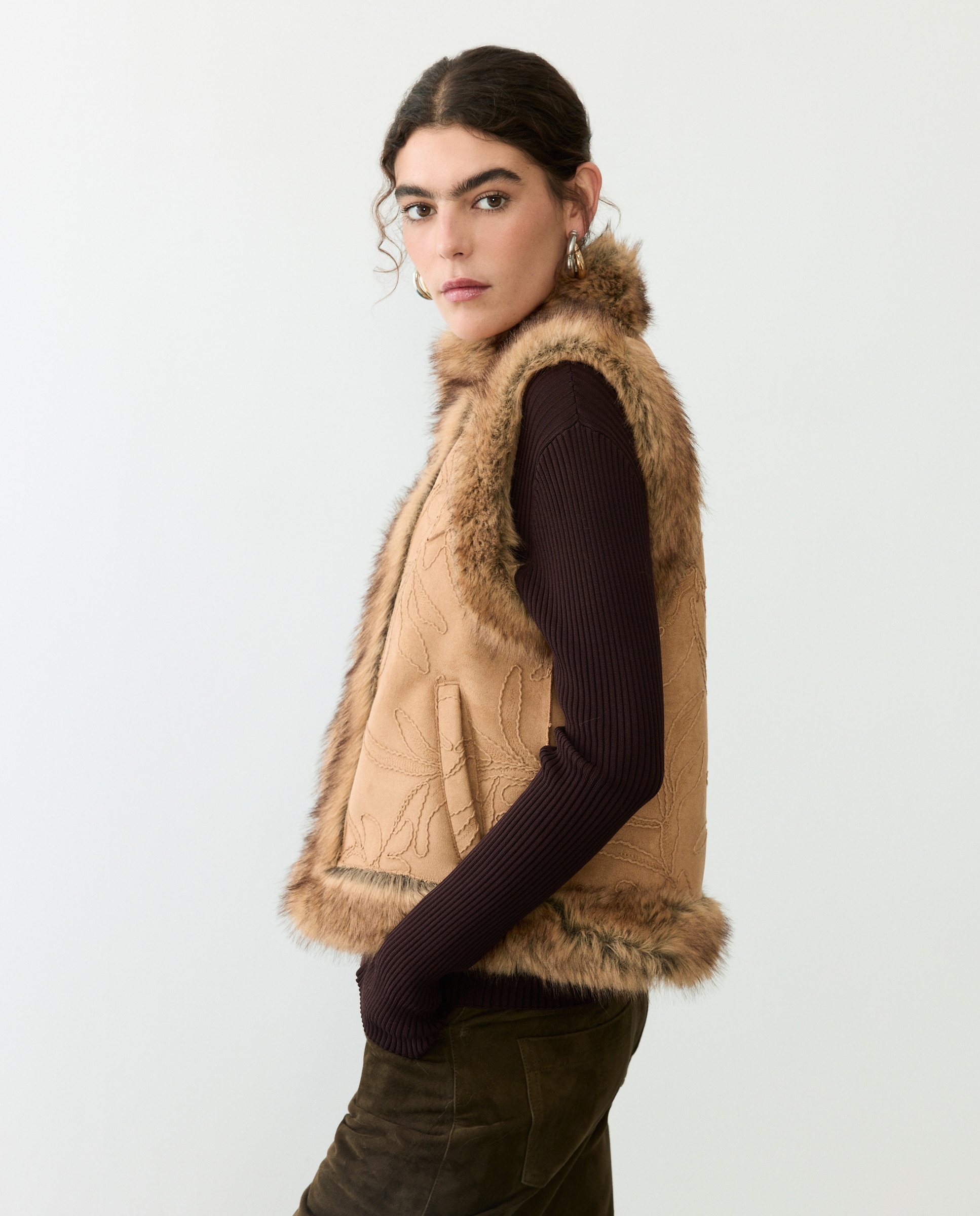 Chaleco antelina bordado con falso pelo - Tintoretto - 730 Camel 730 Camel-1