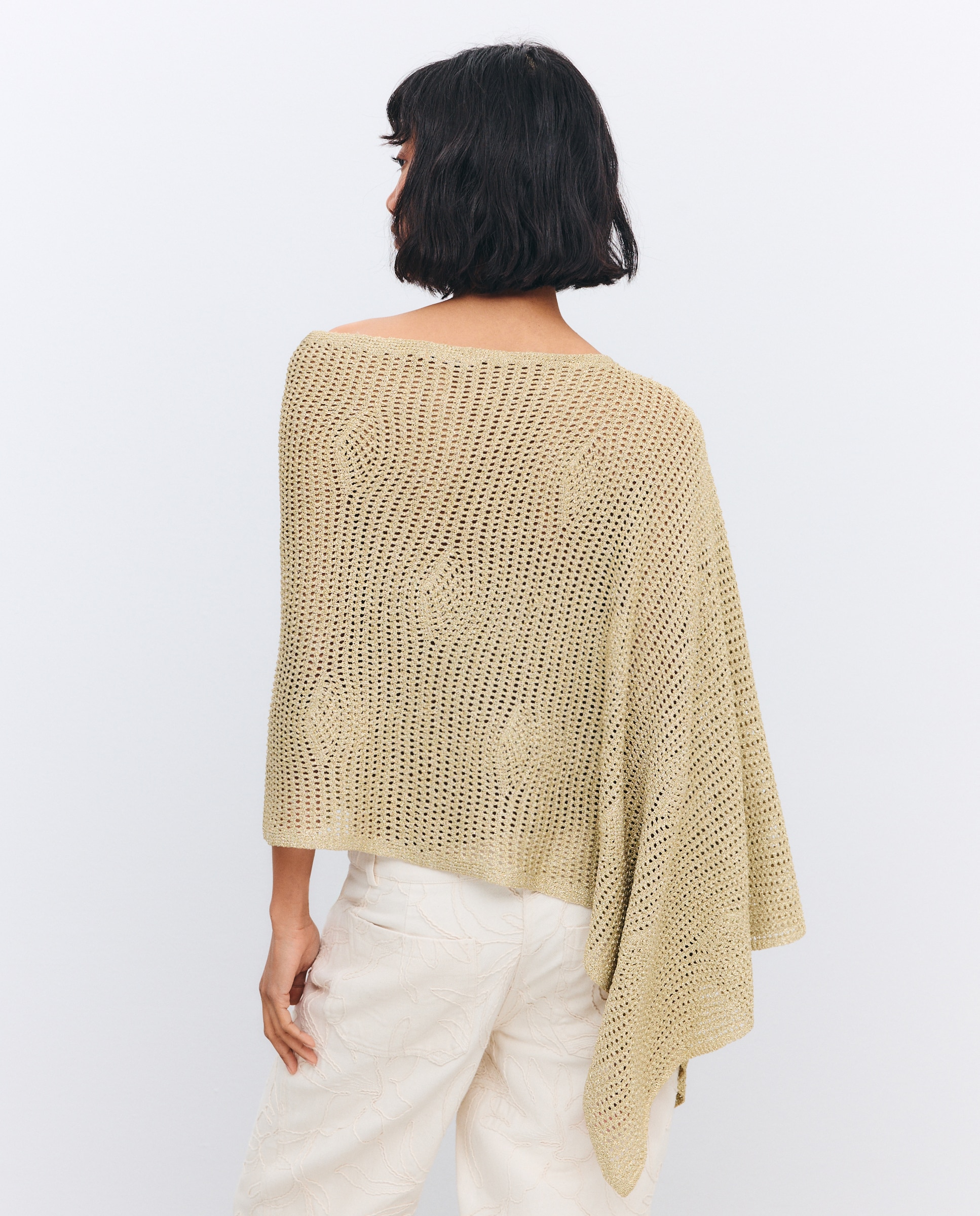 Poncho de Festa com Malha Aberta 390 Ouro-3
