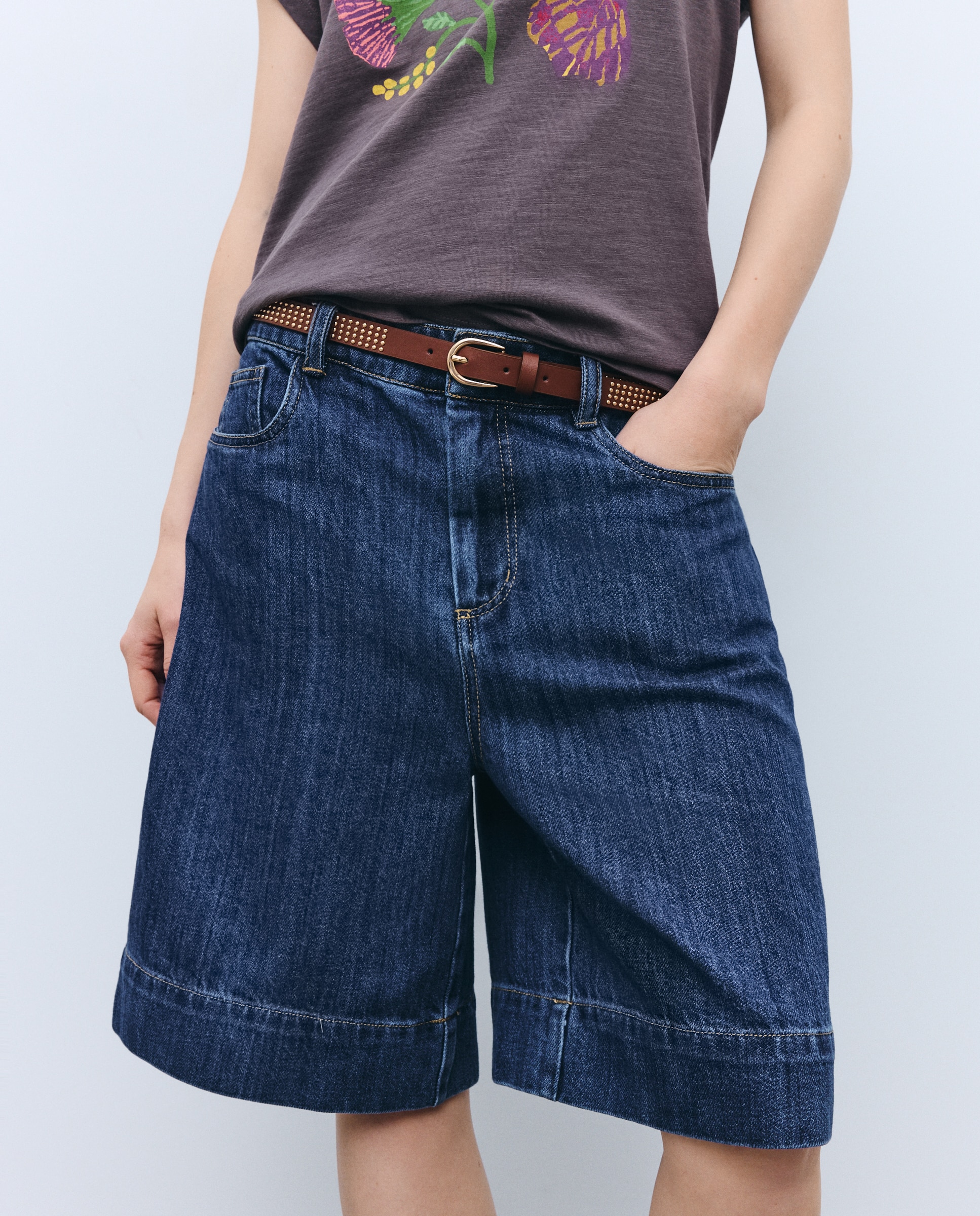 Cinto Fino com Mini Tachas Castanho-3