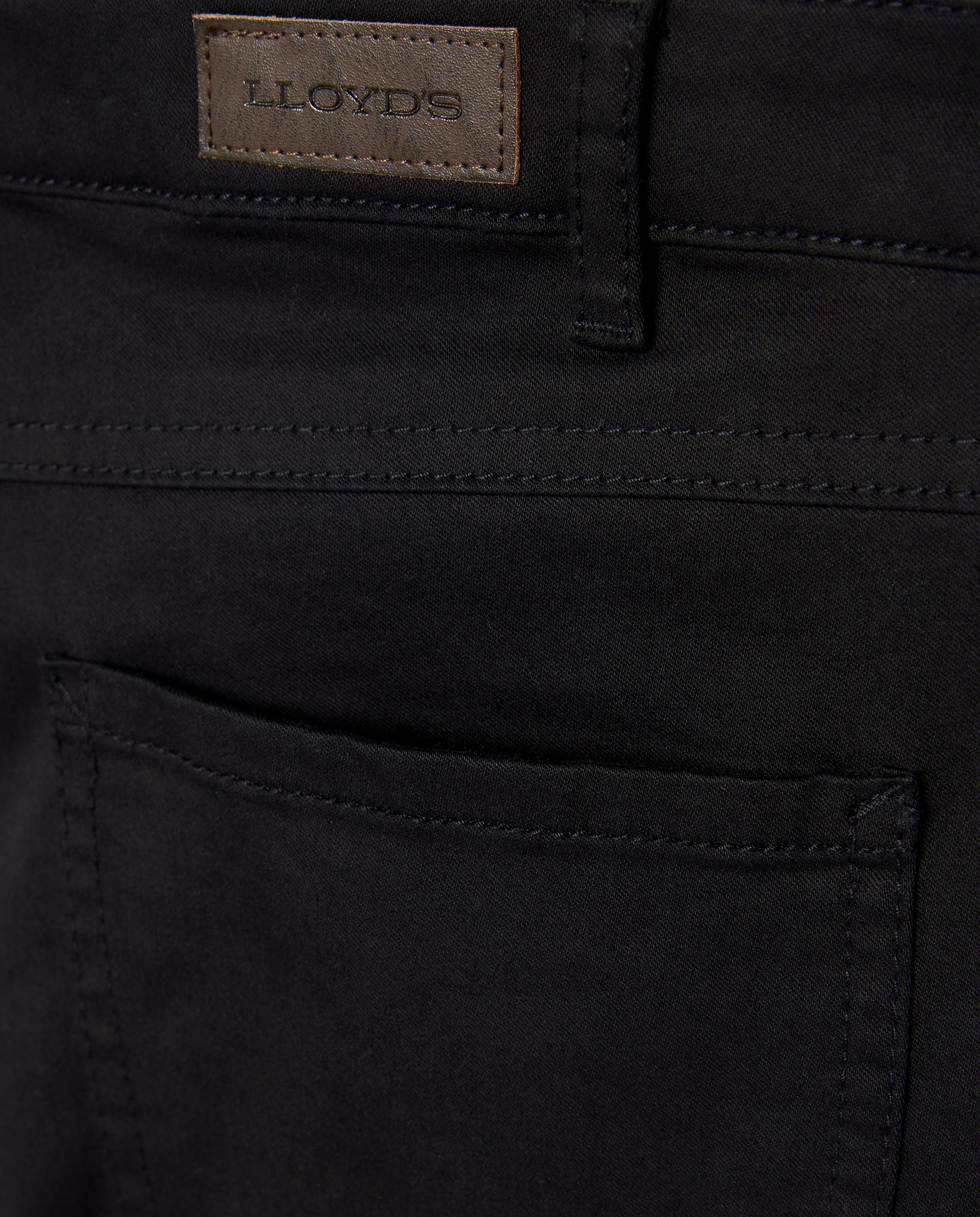 Calças semi skinny com 5 bolsos Preto-5