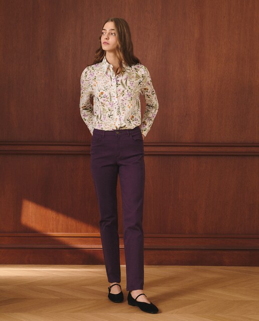 Imagem 0 de Calças Semi Skinny Lisas