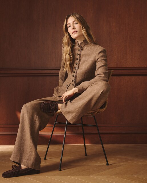 Chaqueta ajustada de mujer con lino