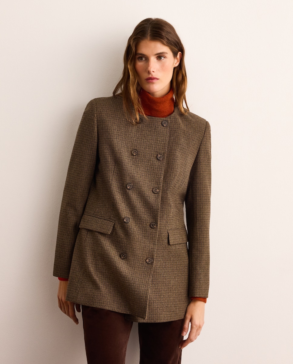 Imagen 0 de Chaqueta de mujer con cuello caja Toffee