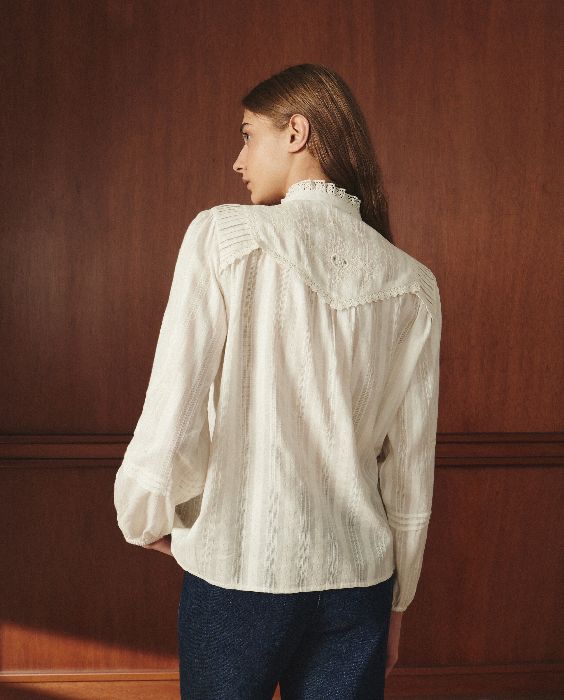 Blusa Romântica com Manga Comprida 120 Cru-4