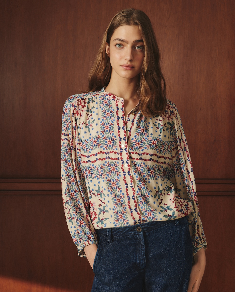 Blusa de mujer de manga larga estampada de pañuelo · Lloyd's · El