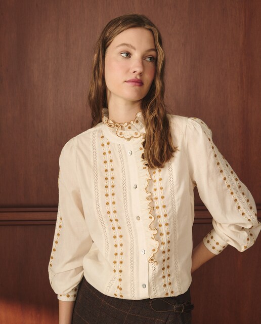 Imagen 0 de Blusa de mujer de manga larga con bordado